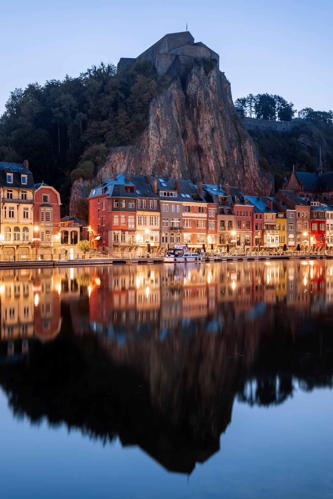 What killed tons of fish in European river? Mystery deepens