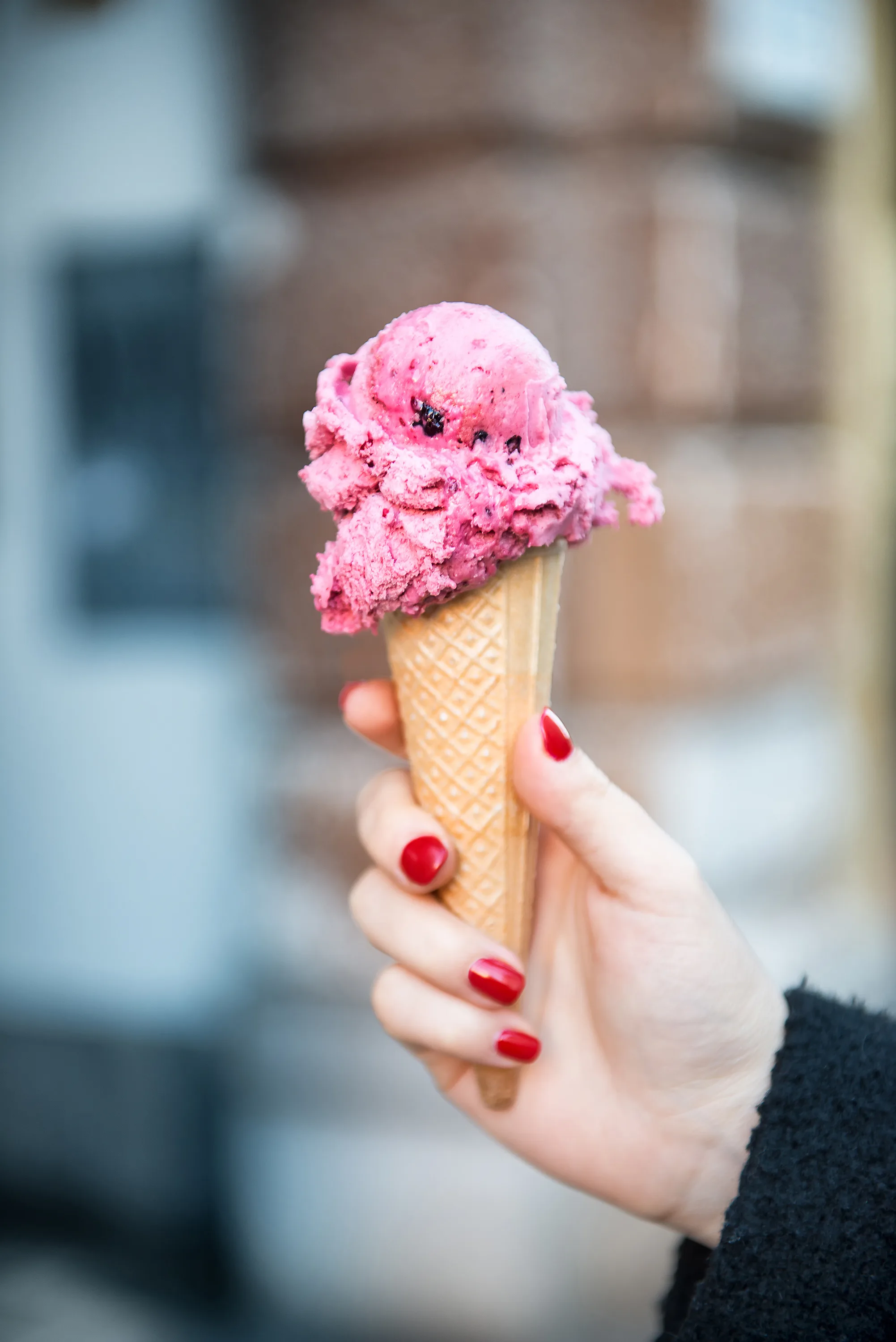 Mal di testa da gelato: cos’è e perché succede