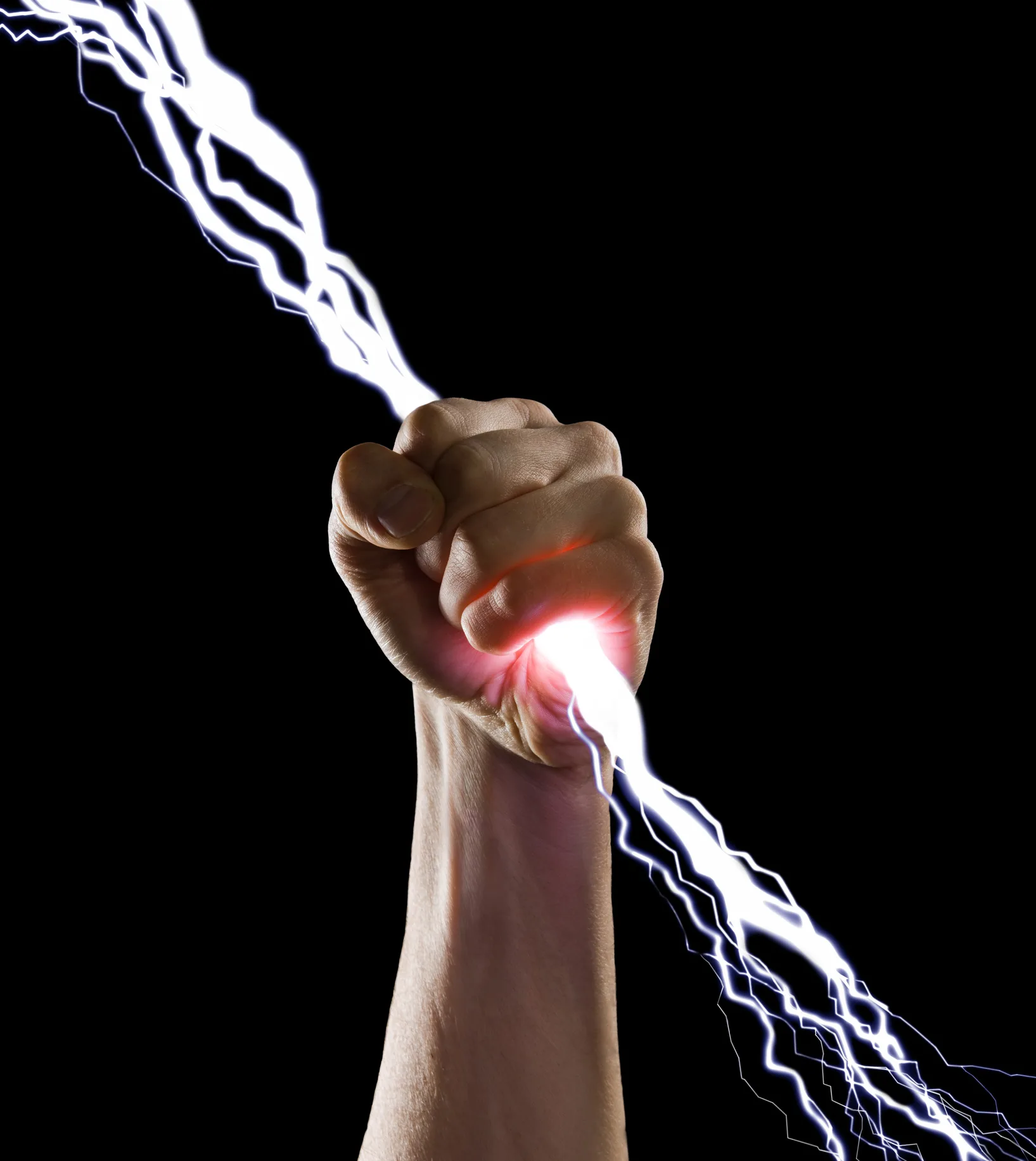 Cosa accadrebbe se riuscissimo ad immagazzinare l'energia prodotta dai fulmini in un anno
