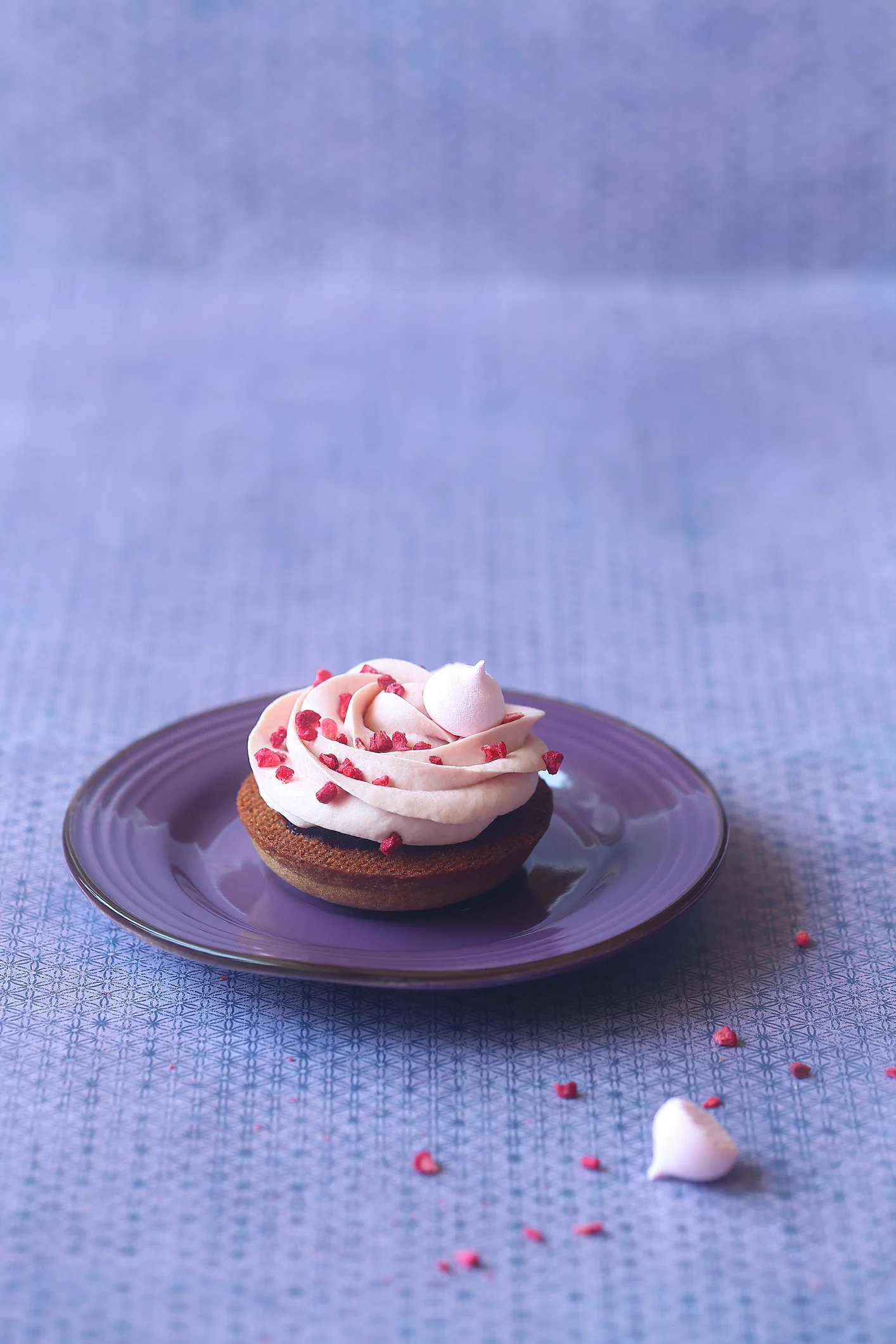 By royal approval: Raspberry swirl meringues 