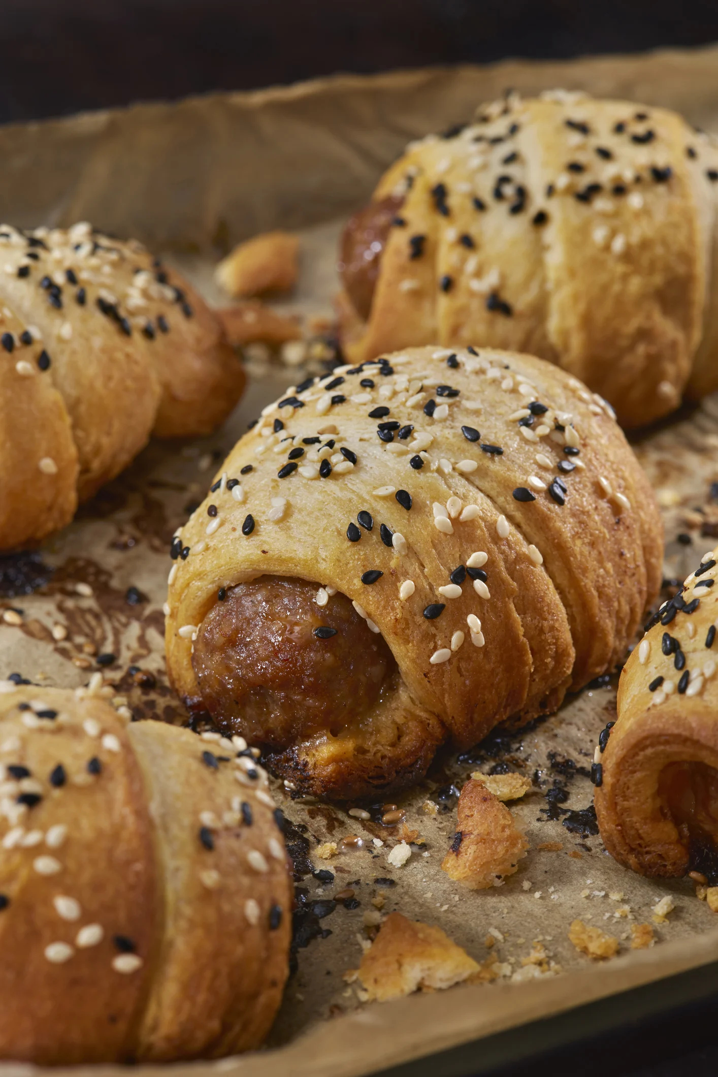 Air fryer sausage rolls