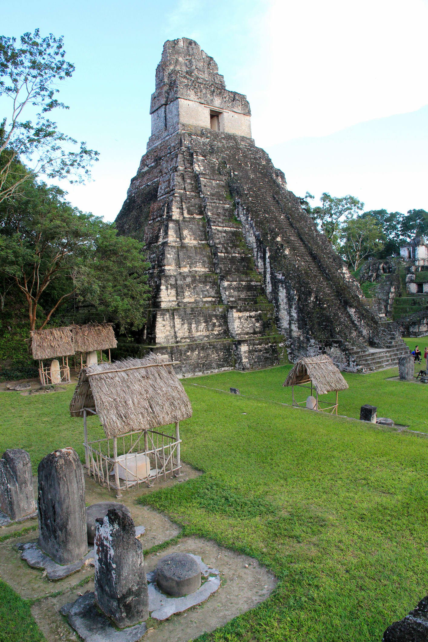 Templos mayas más allá de Tulum y Chichen Itzá