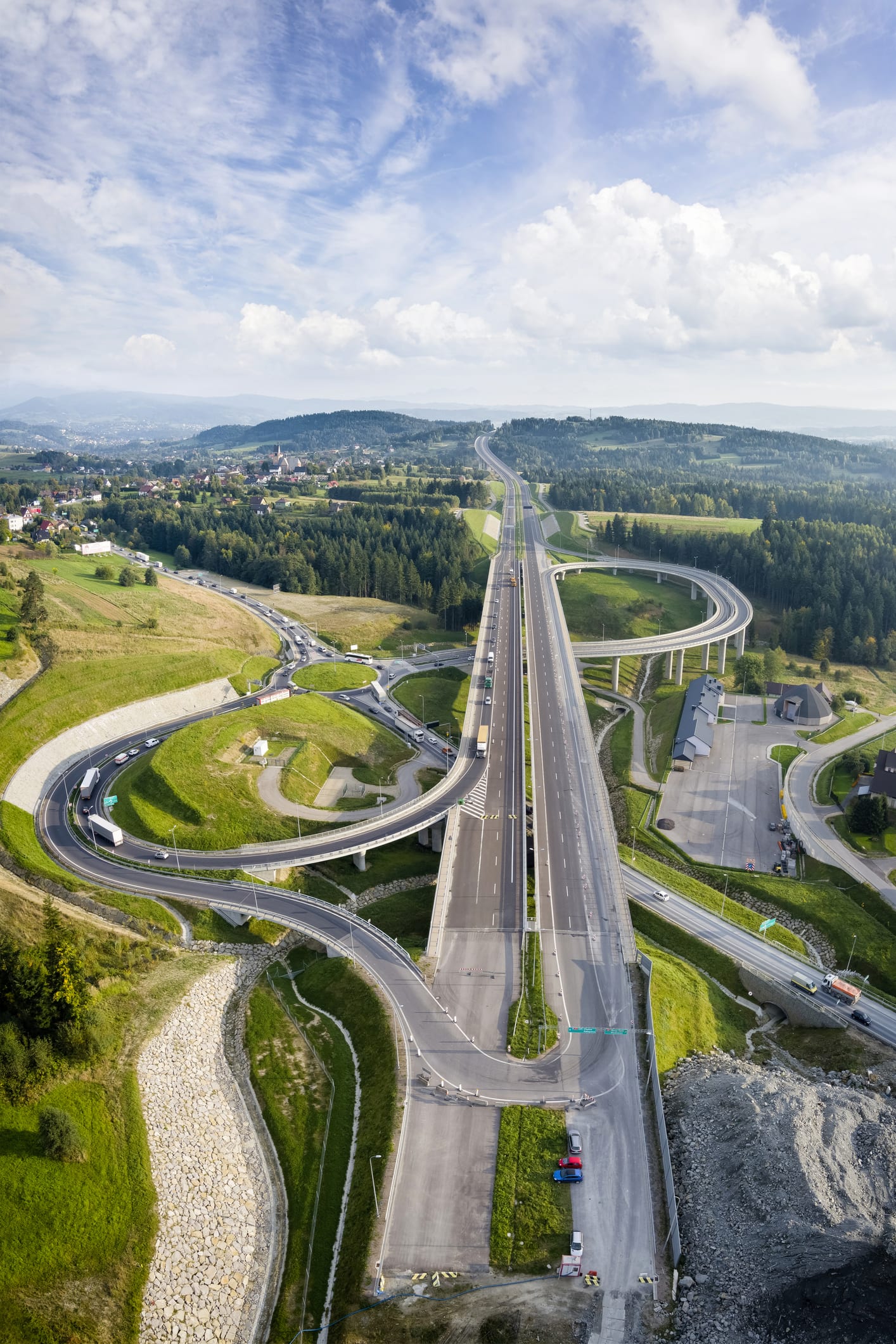 “ทางด่วนฟรี 2565” เช็คด่วน ตลอดปี วิ่งฟรีไม่มีพลาด