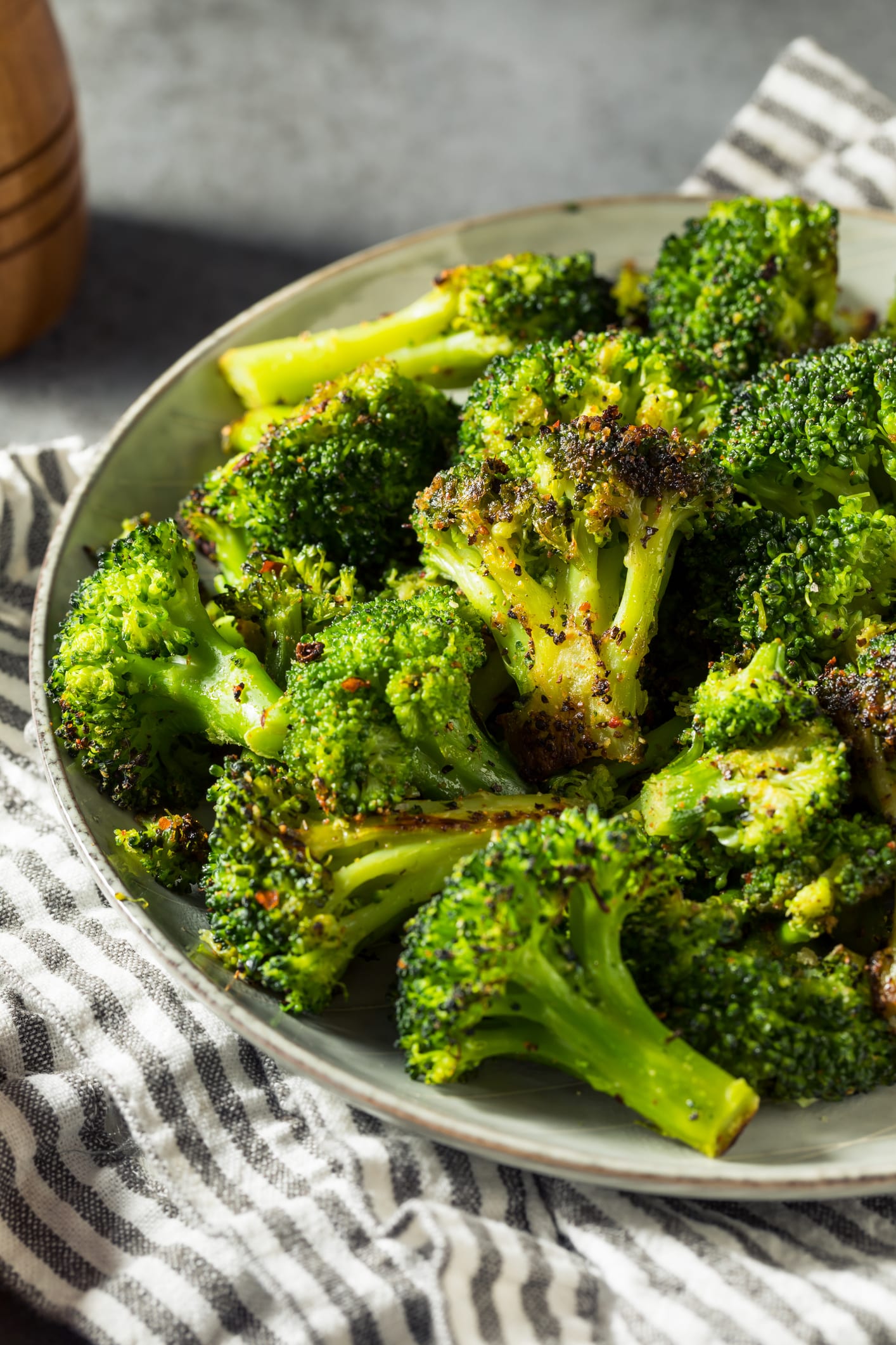 Hack shows how to cook broccoli without chopping and making a mess