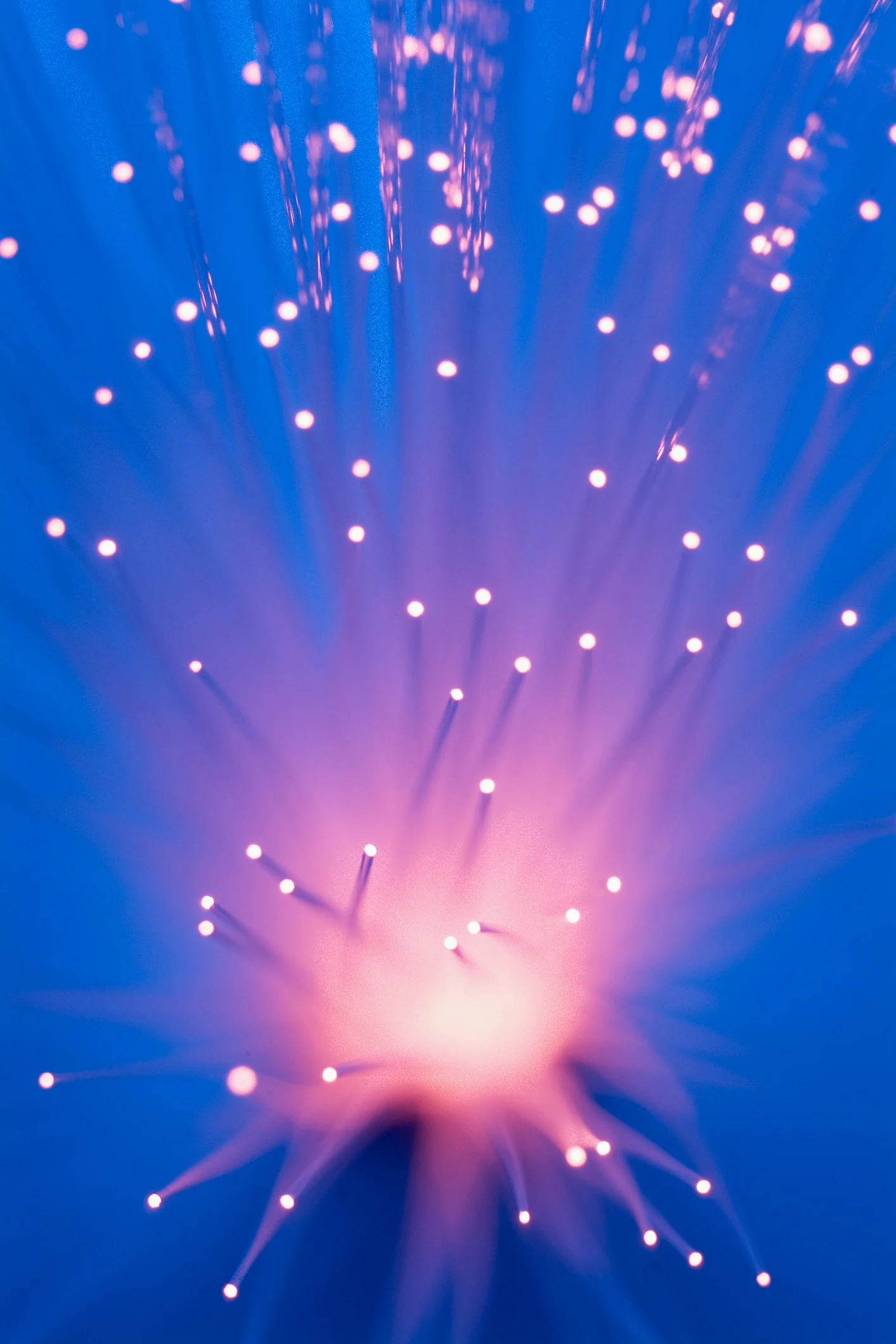 Fibre-optic cables may be used to eavesdrop up to 1km away, study says