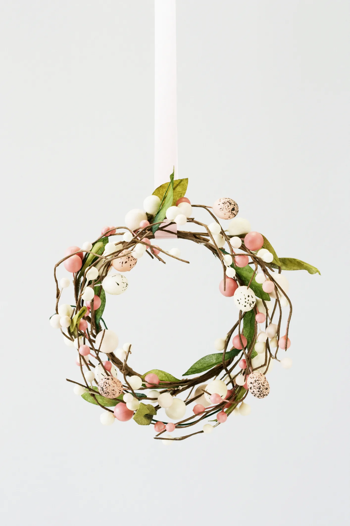 15 Easter Wreaths To Brighten Up Your Front Door