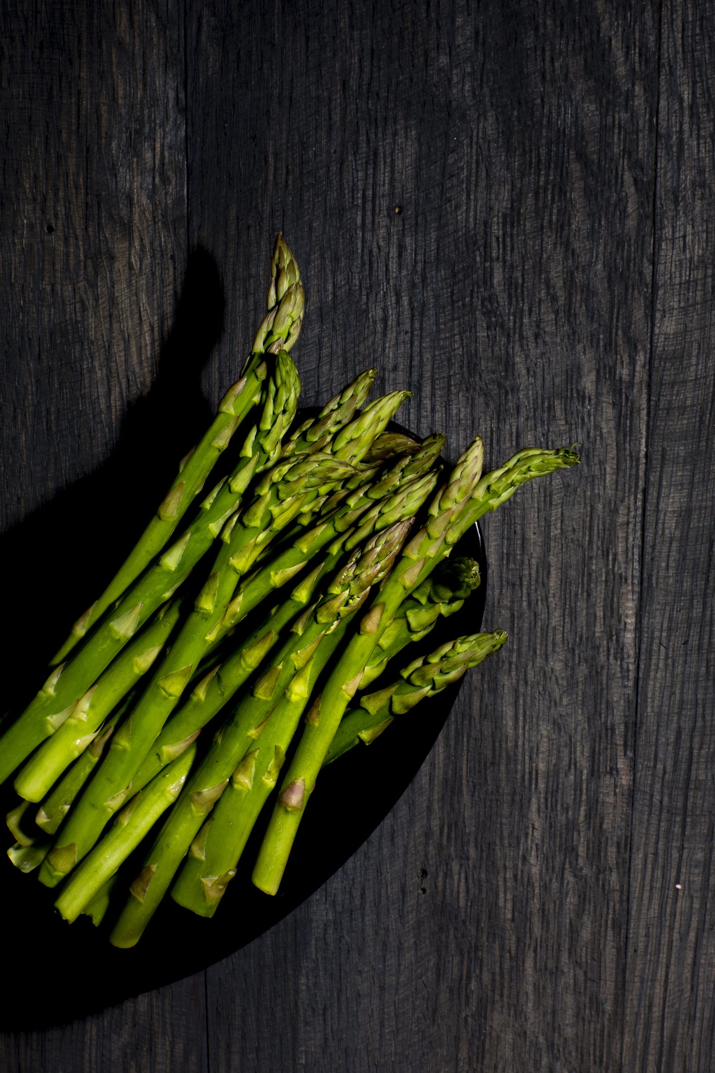 Warum schmeckt Spargel mit falschem Wein nach Blech?