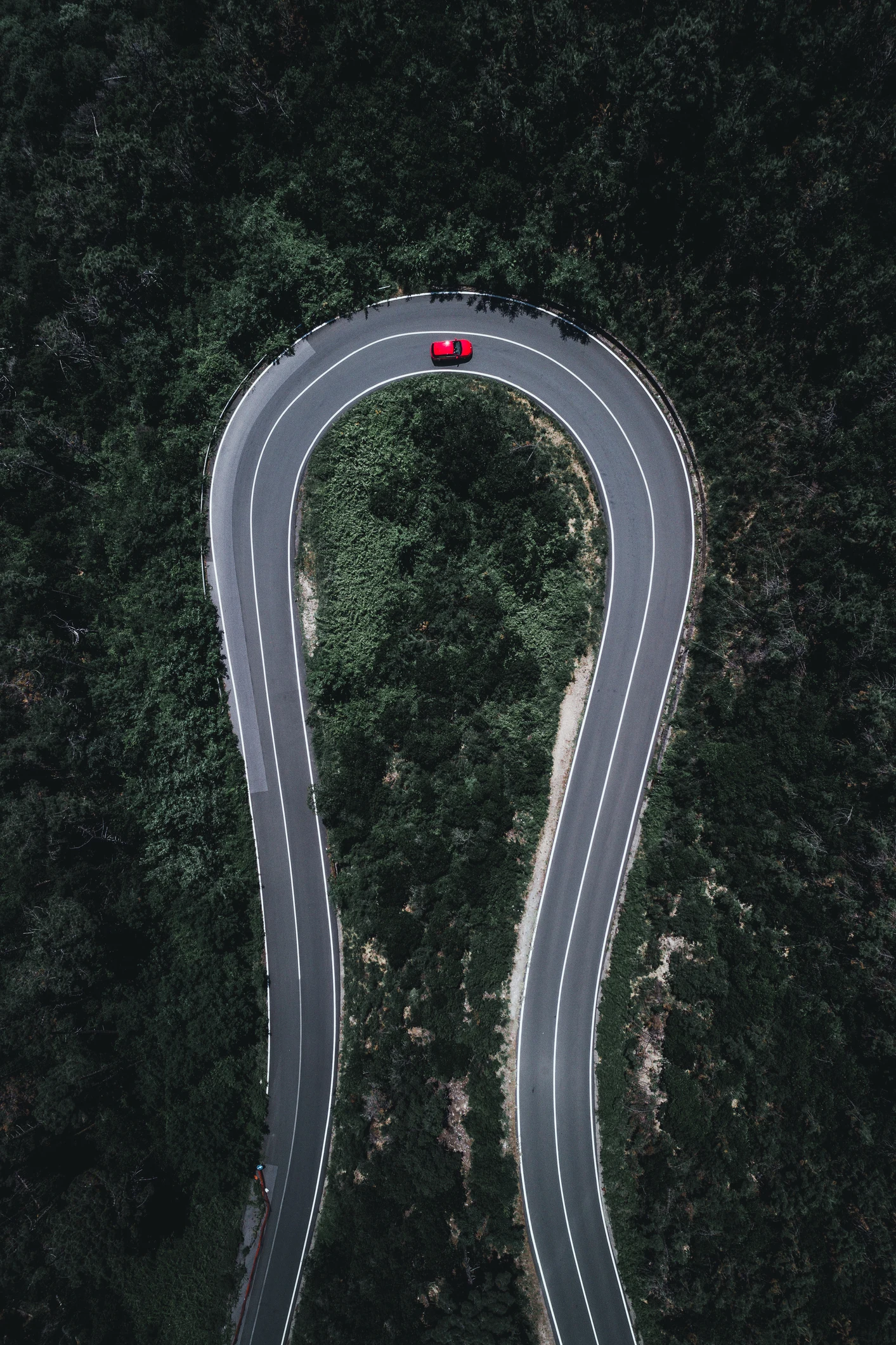 「親の免許返納」義務化に賛否　“反対派”の複雑な背景とは？　40〜50代1000人の“現実と本音”