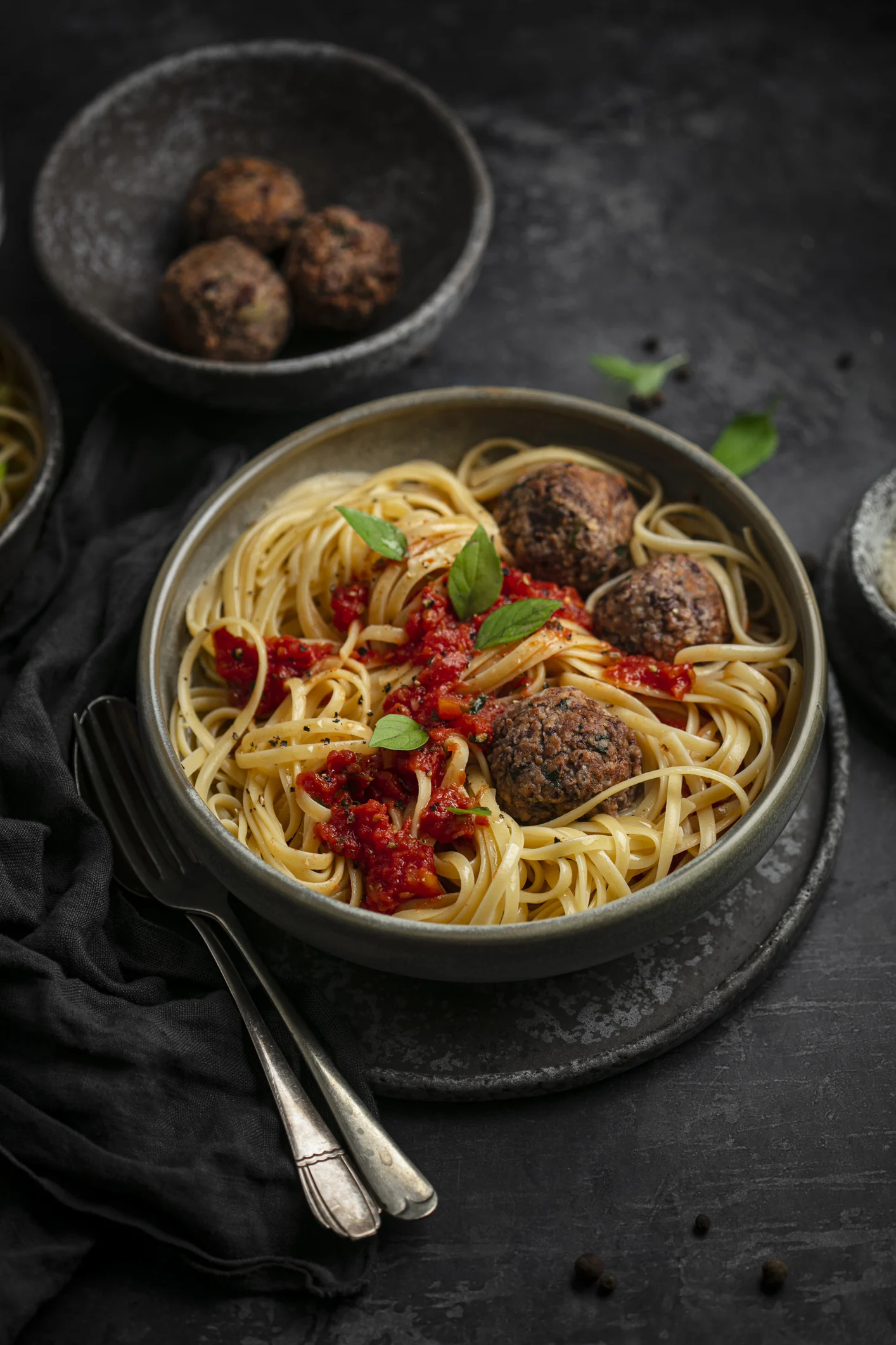 Spaghetti and Meatballs: the best recipe for the easy, classic Italian-American dish