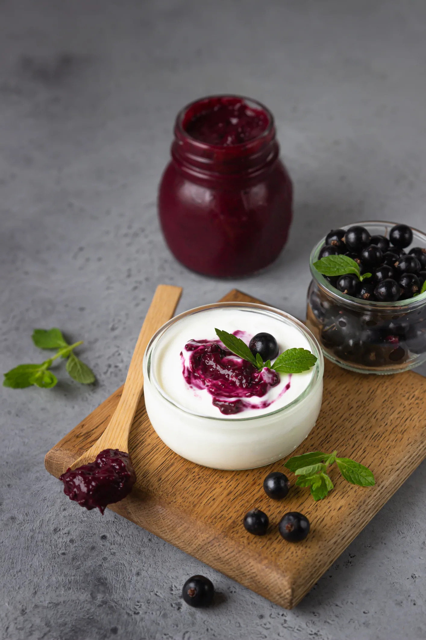 This Mom Makes Her Own Yogurt At Home! Here's How