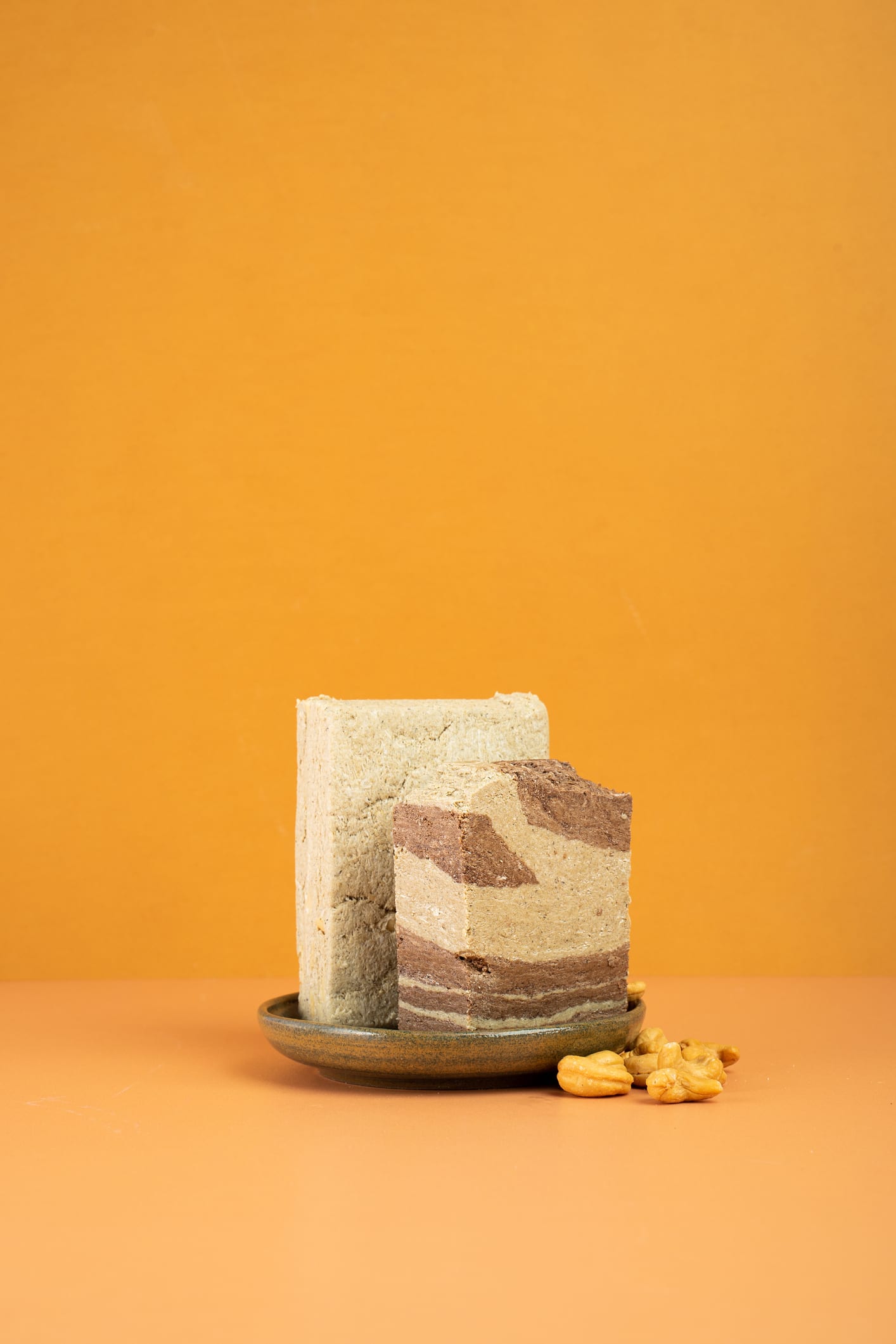 هذا ما تقدمه الحلاوة الطحينية للإنسان من فوائد و أضرار