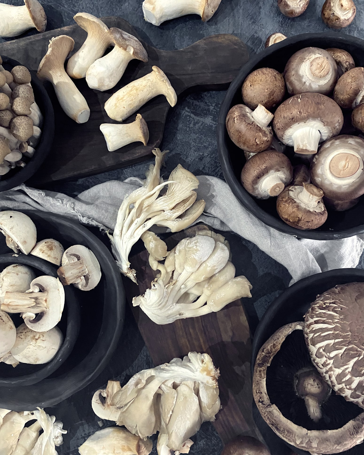 أطعمة مهمة للحفاظ على العظام من الشيخوخة