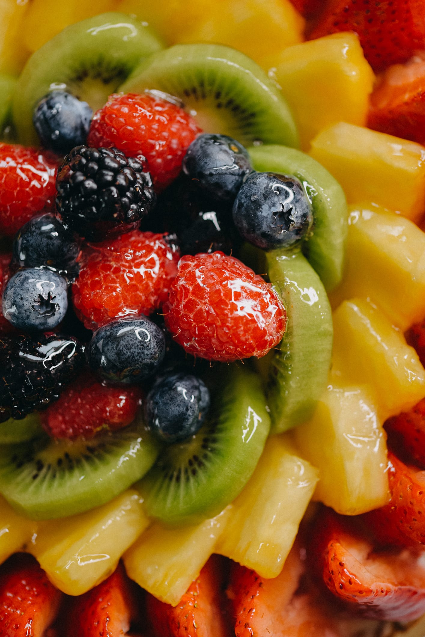 Basta veramente poco per preparare una crostata alla frutta fantastica come questa