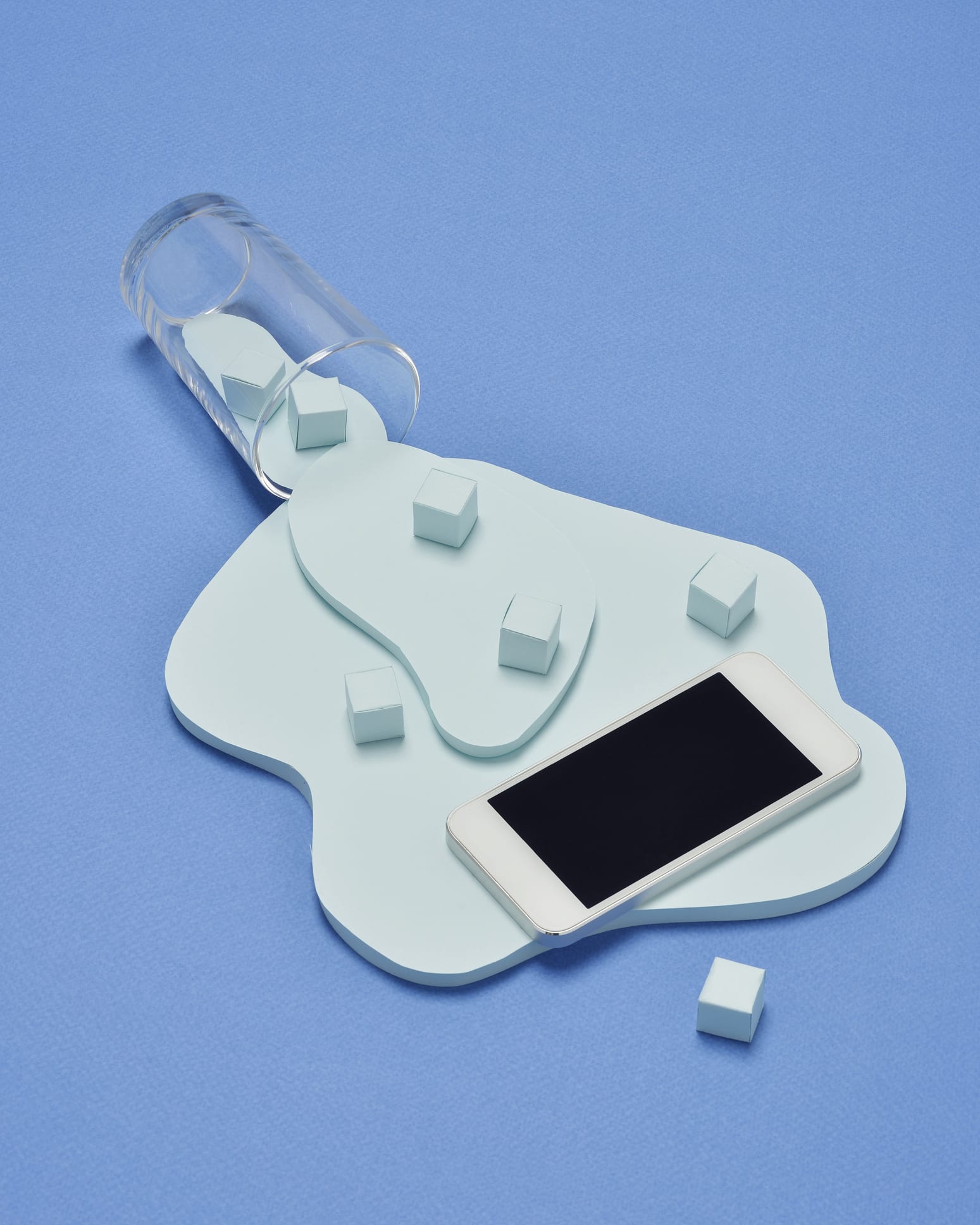 Smartphone in acqua: è possibile che smetta di funzionare?