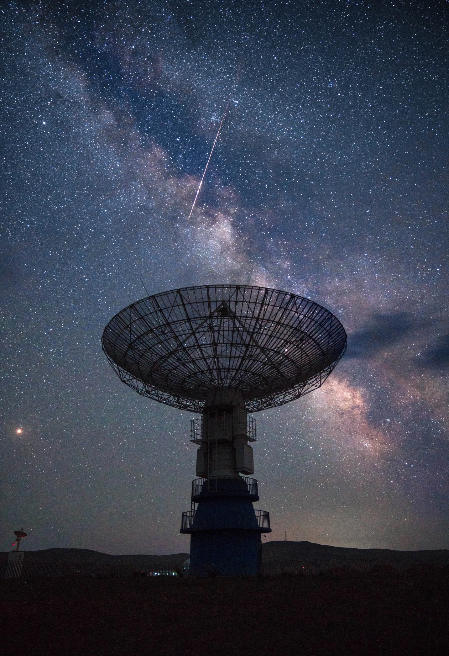 ใจหายวาบ! ขยะอวกาศของ “สเปซเอ็กซ์” ร่วงใส่ฟาร์มแกะในออสเตรเลีย