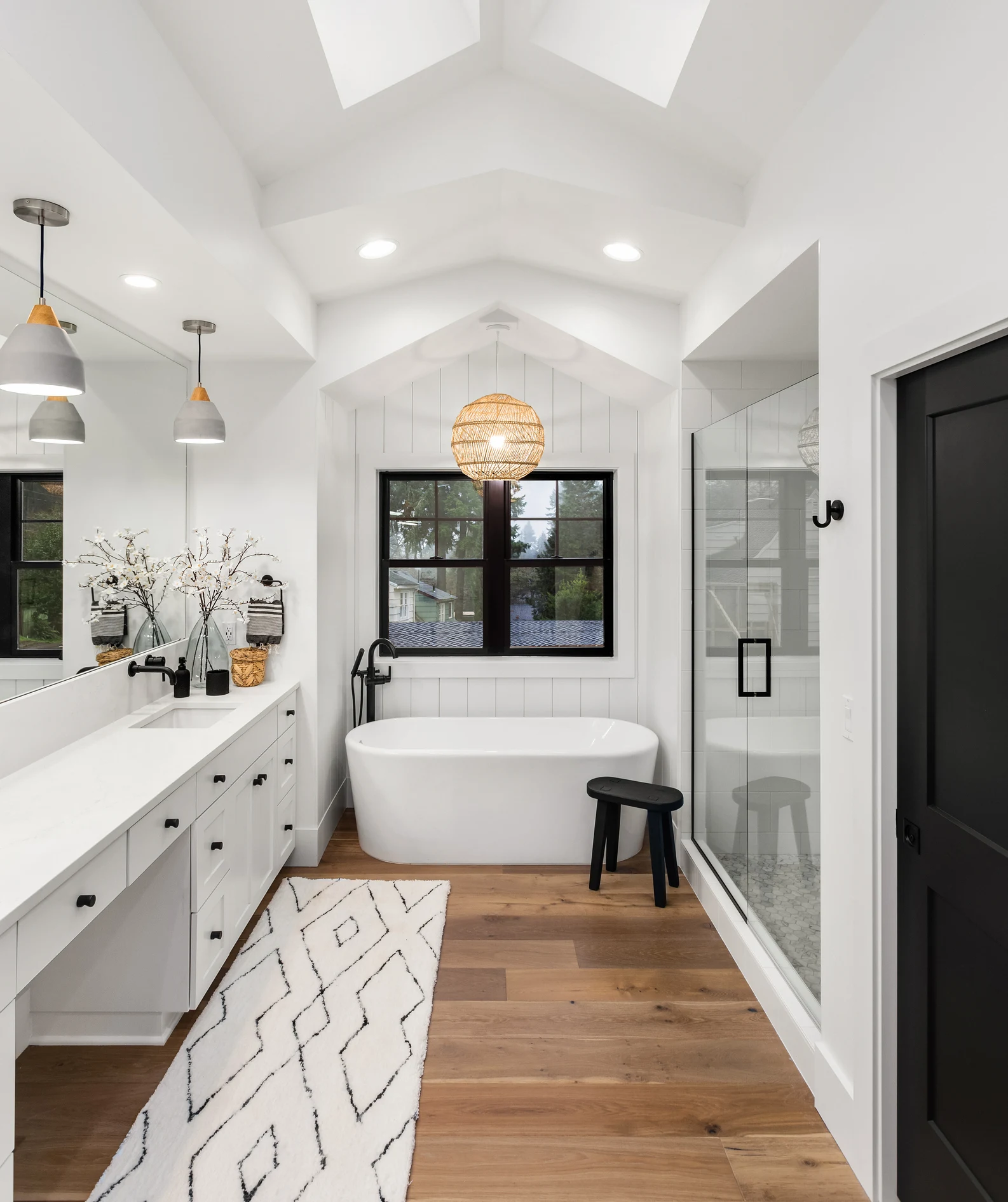 Simple hack shows how to get rid of pesky bathroom mould