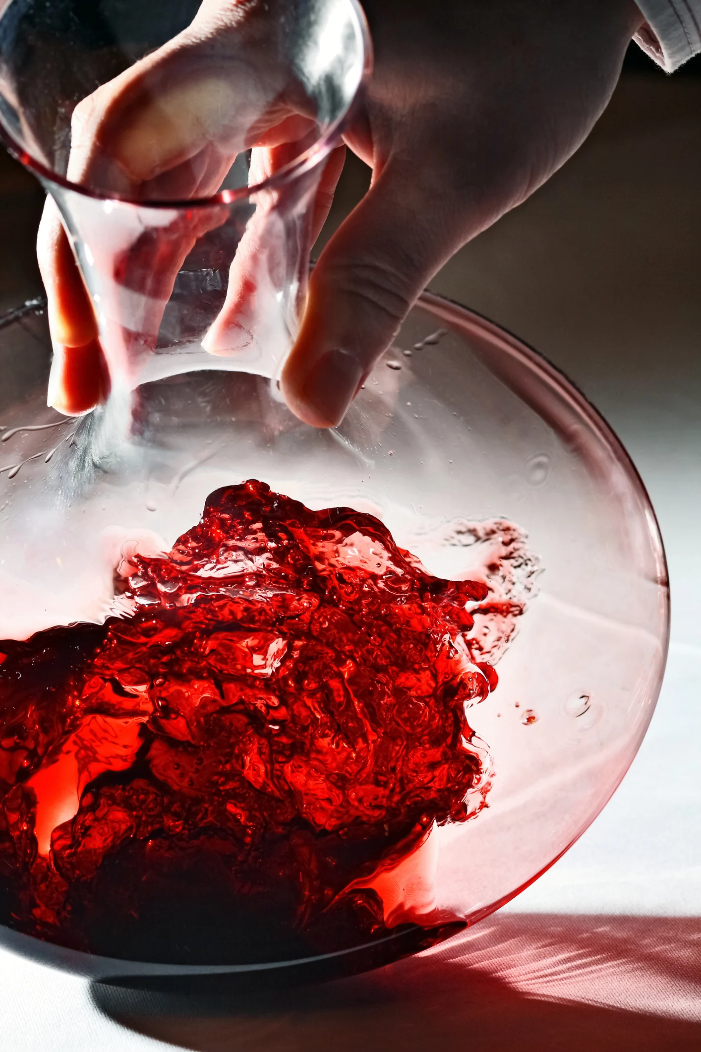 Red wine drinkers carry less fat around their organs, finds study