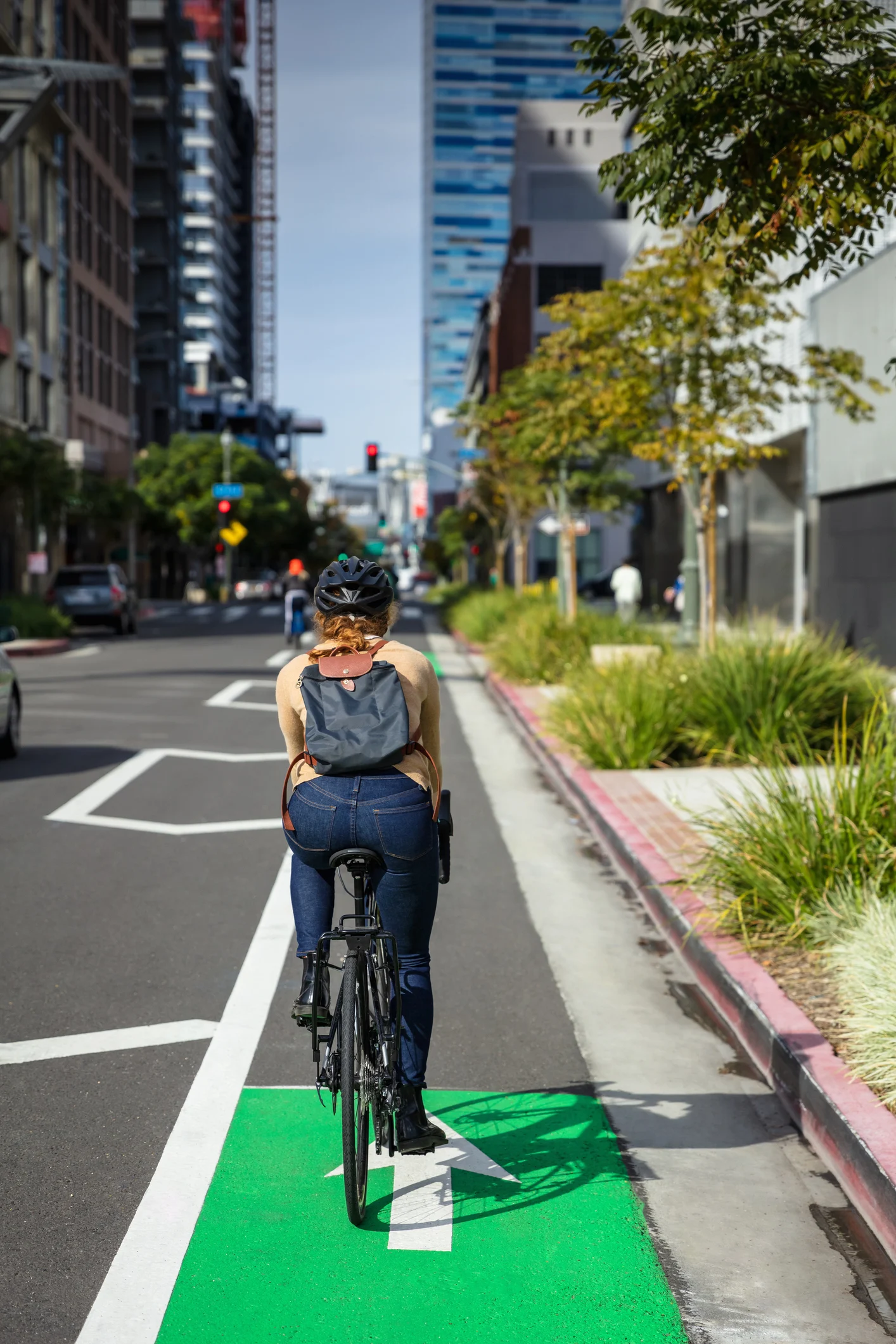 Por las ciudades de 15 minutos: urbanismo para vivir sin coche