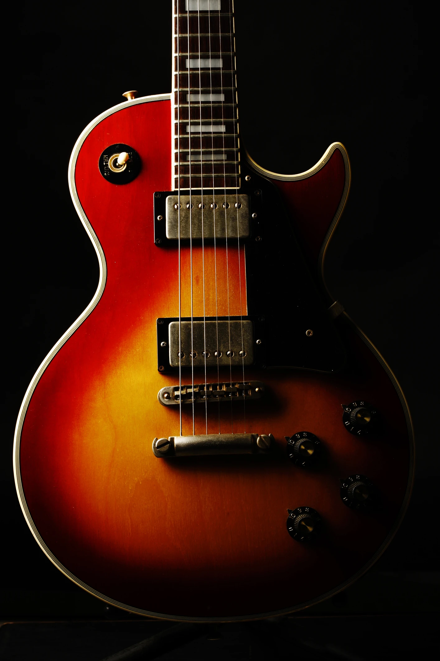 デヴィッド・ボウイの曲に日本語が？洋楽の歌詞にある変な日本語