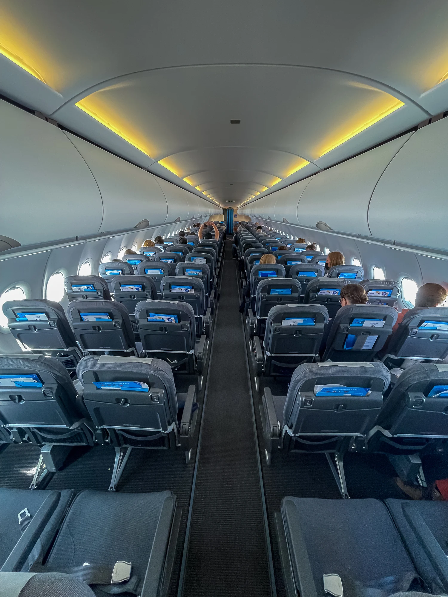 Qué hay que hacer si se pierde el avión por las largas colas en el aeropuerto