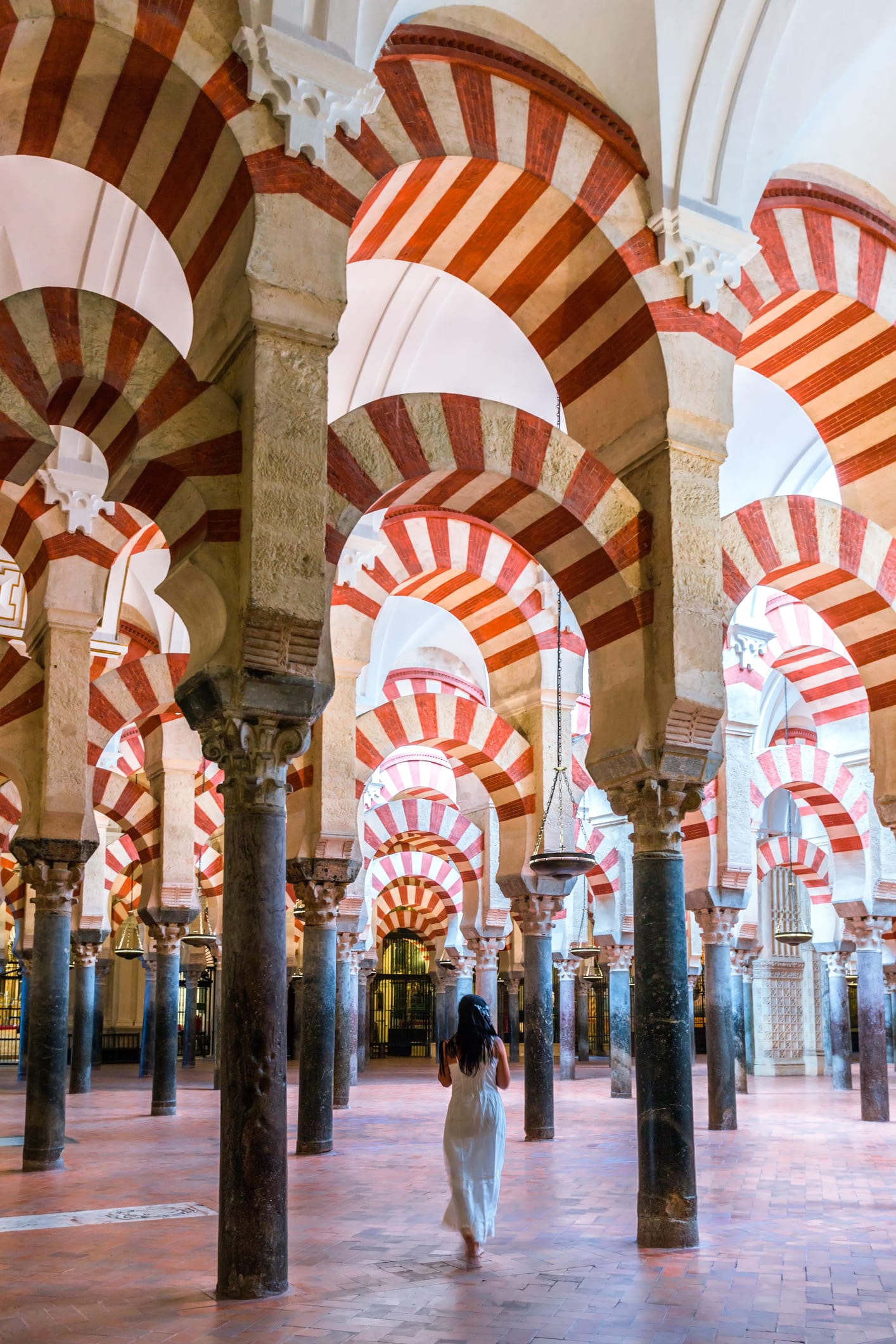 Warning to UK holidaymakers as Spain plans to impose strict air-con restrictions