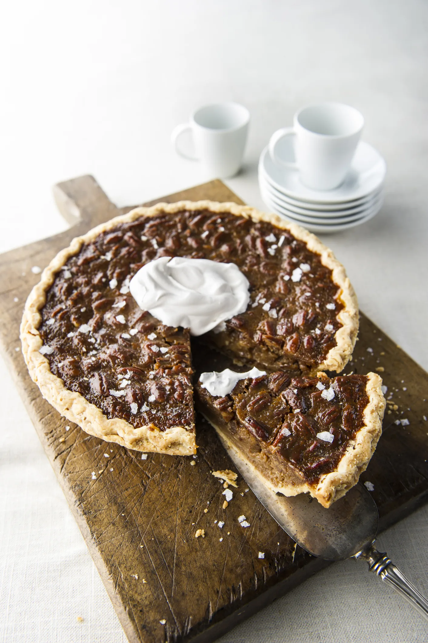 Twin-layer pecan pie