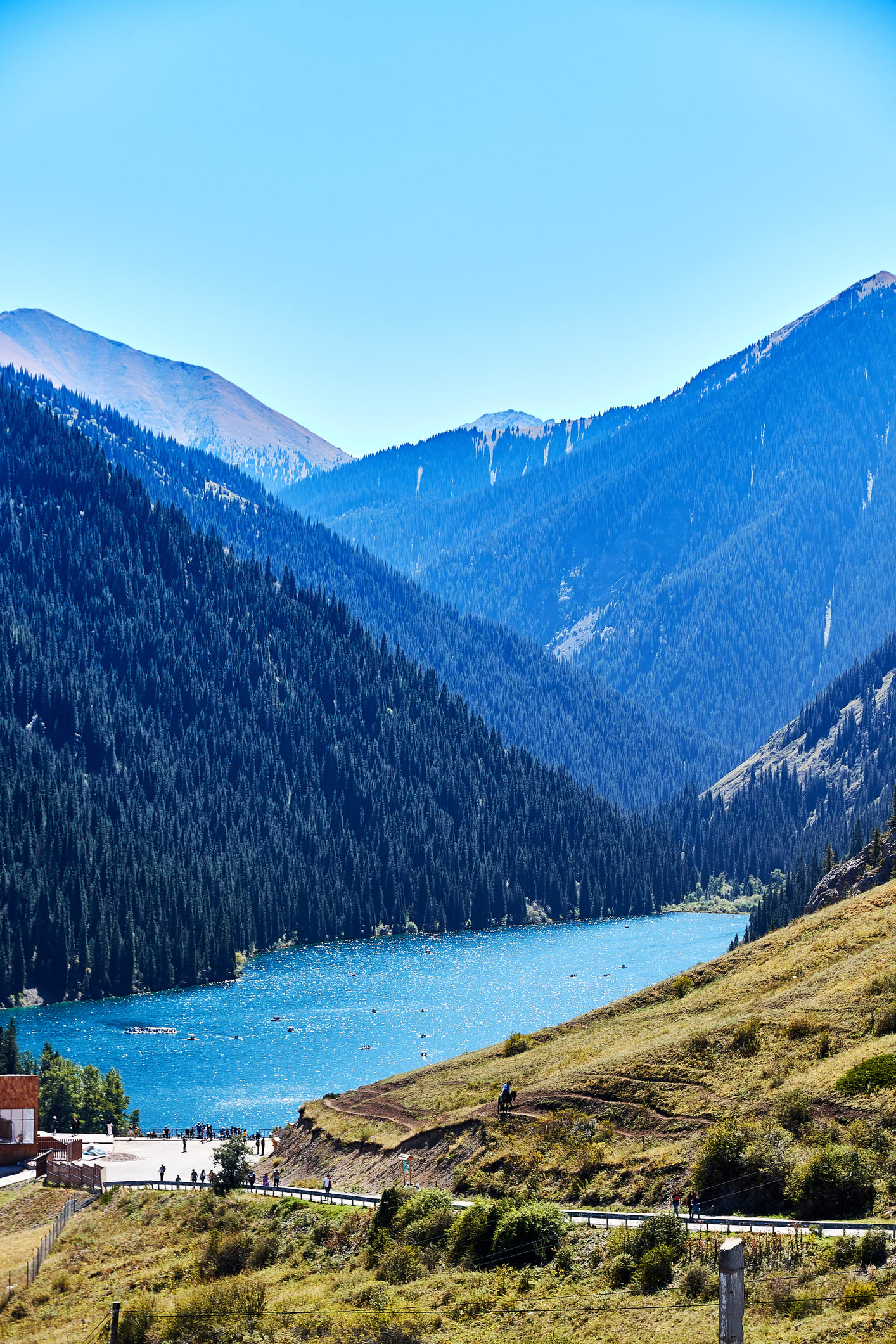 اختبر 4 مواسم في رحلة واحدة فقط.. هذا ما يمكن للمسافرين فعله في كازاخستان