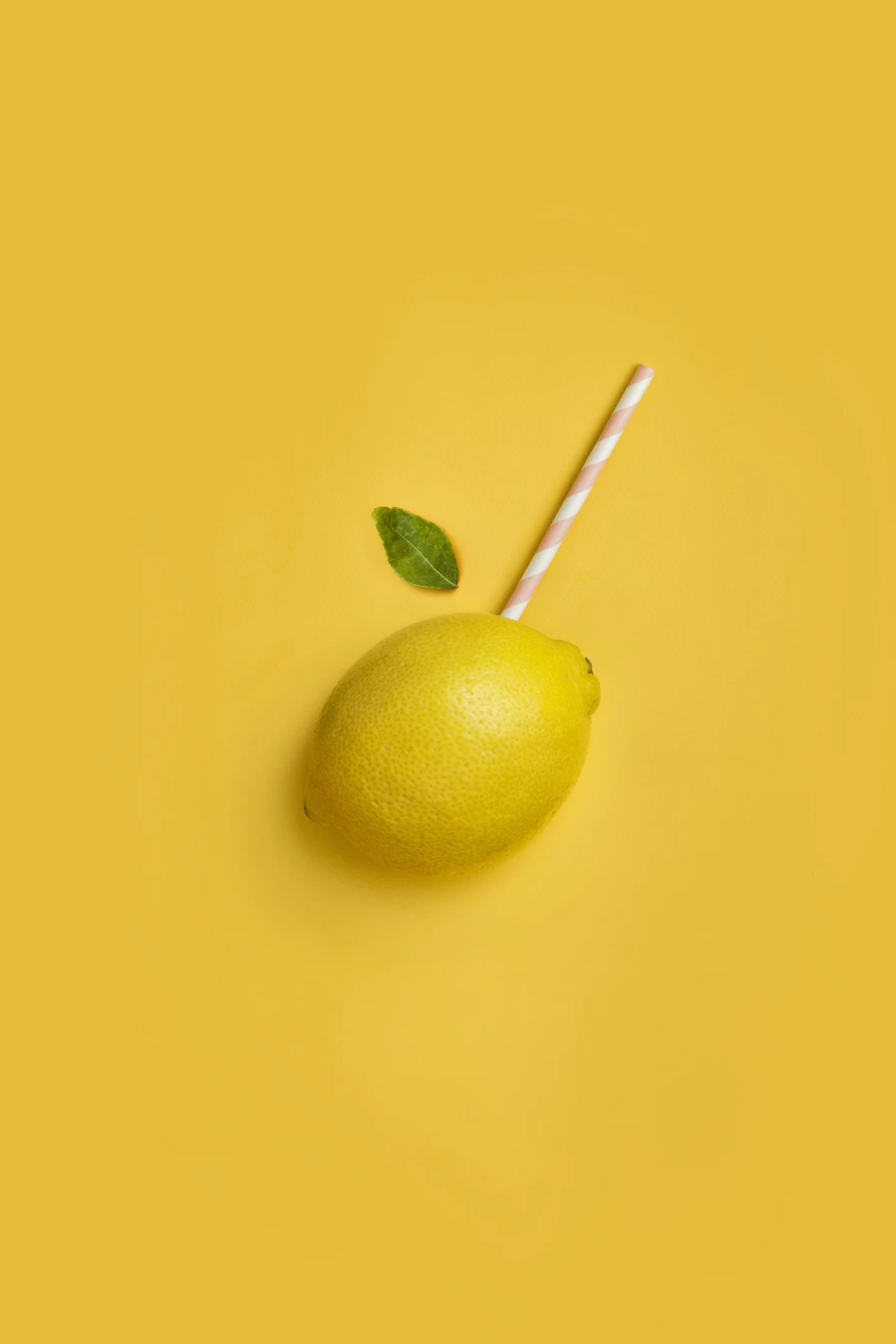 ¿Qué pasa si tomo agua con limón en ayunas para bajar de peso? Ventajas y desventajas