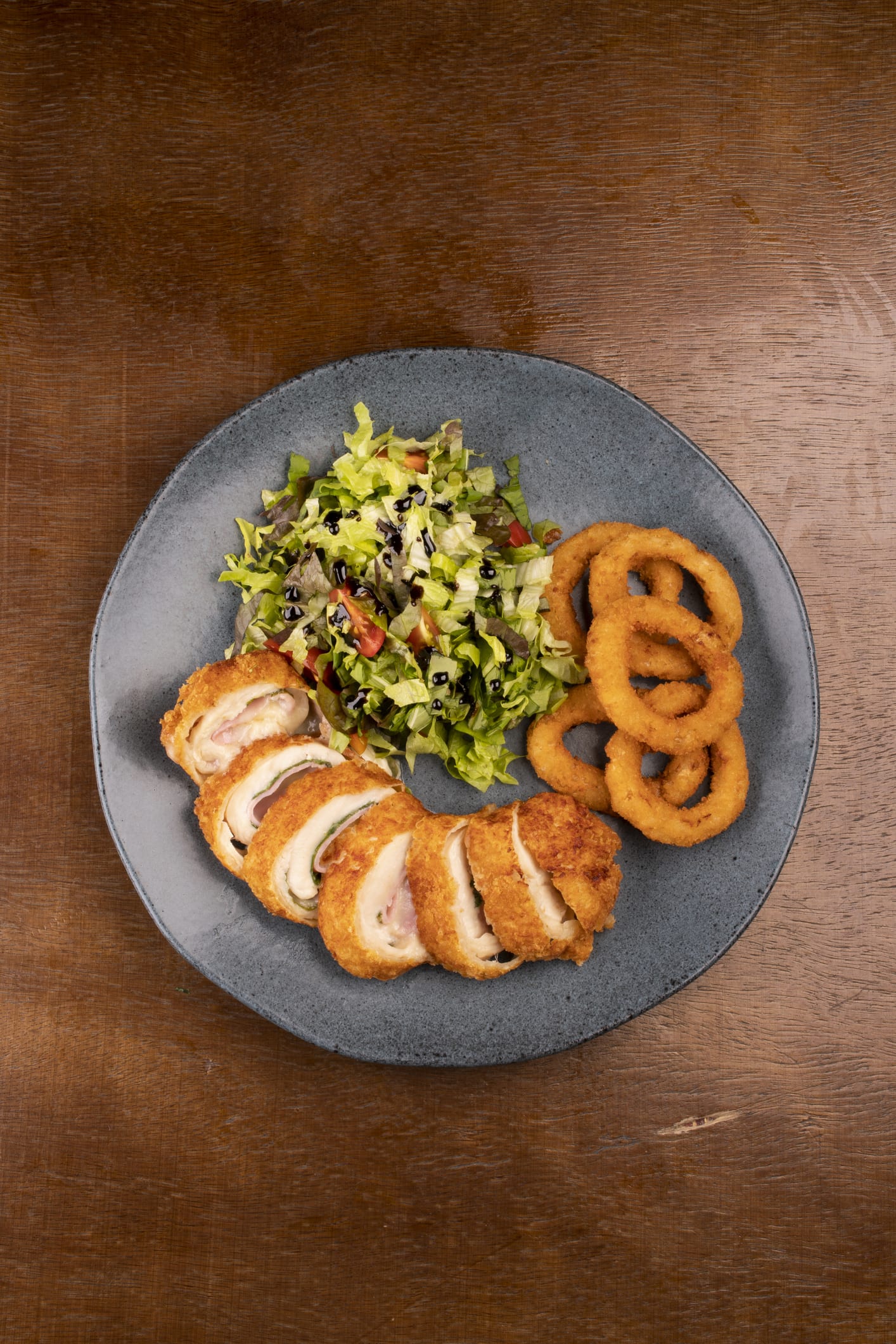 Aros de cebolla crujientes con queso, la versión más saludable de esta receta