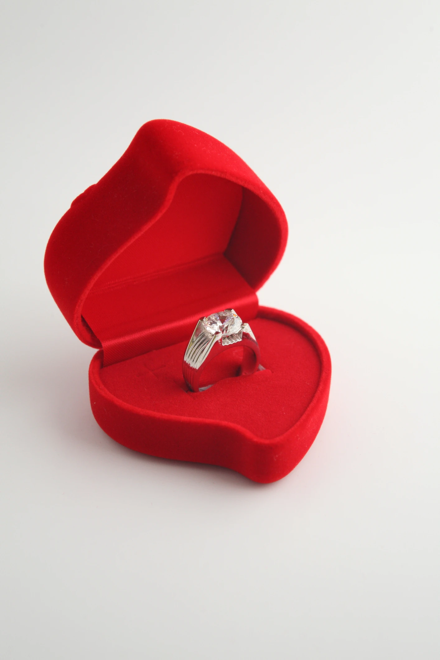 Water disaster! Moment man ruins his proposal by DROPPING the £1,000 engagement ring into a lake