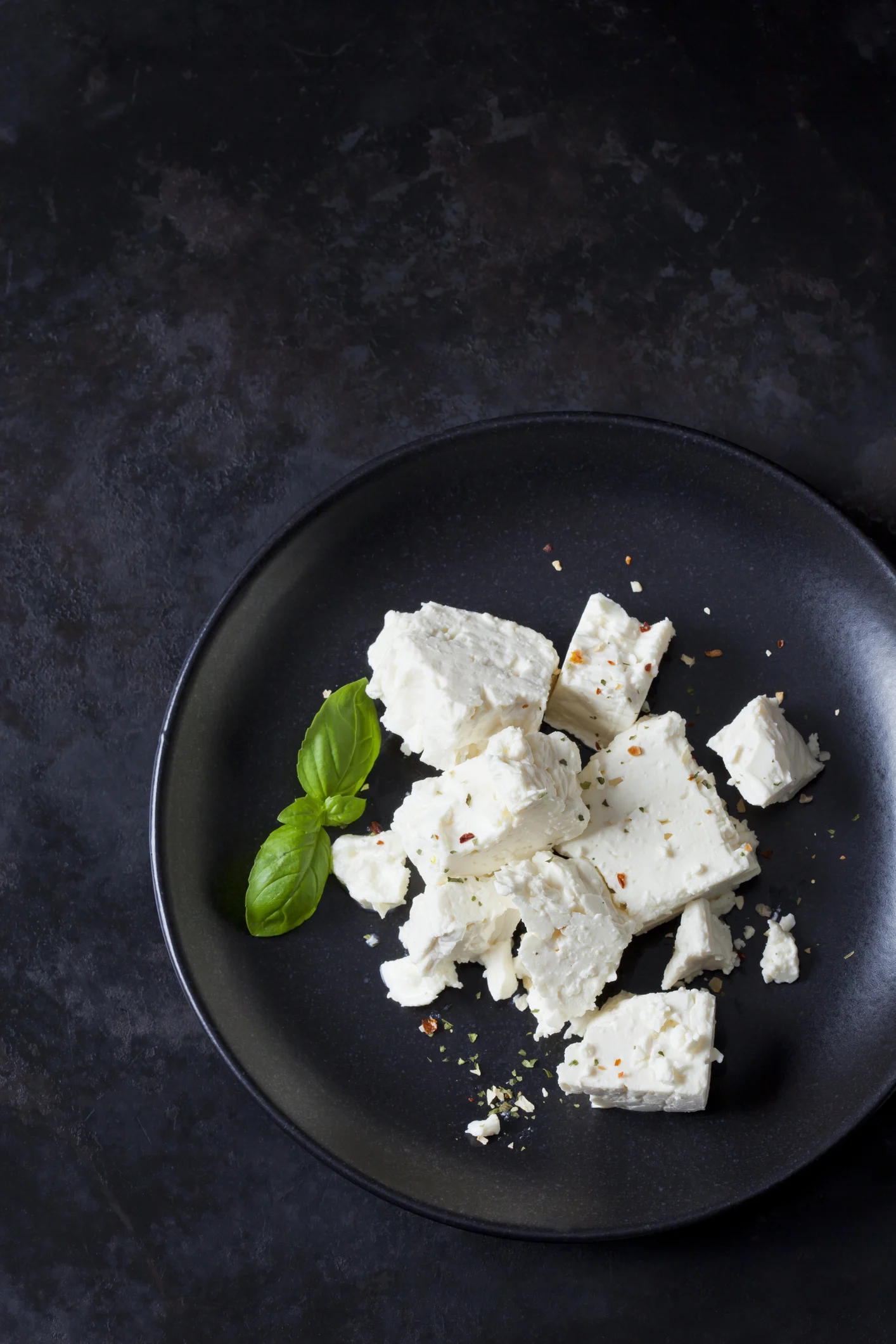 ¡No rompas la dieta! Prepara esta deliciosa y sencilla ensalada de betabel y queso de cabra