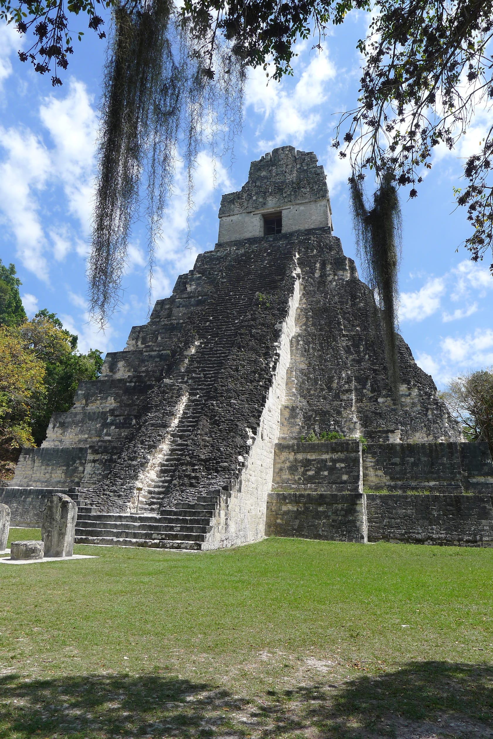 Templos mayas más allá de Tulum y Chichen Itzá