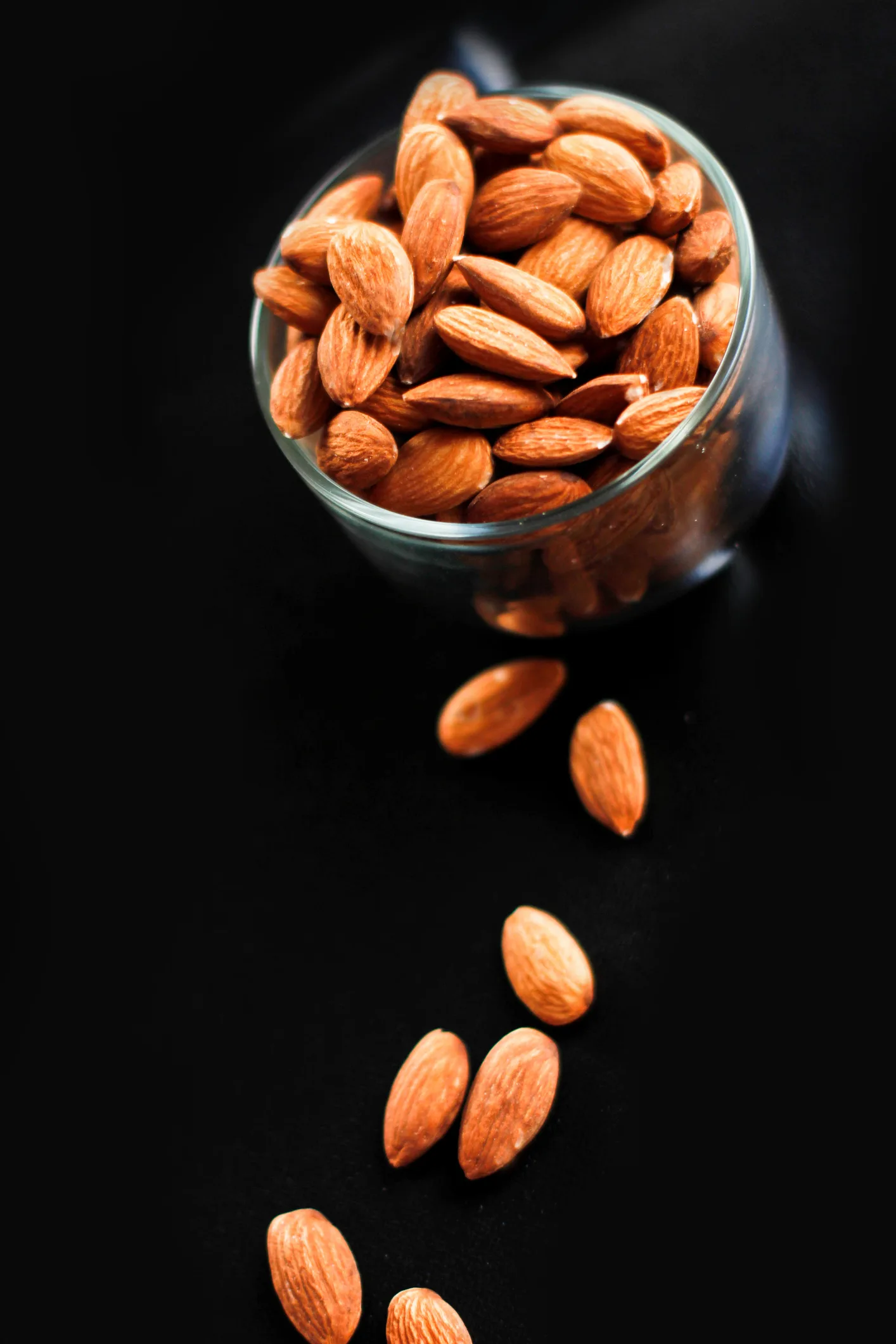 Is eating too many almonds bad for you?