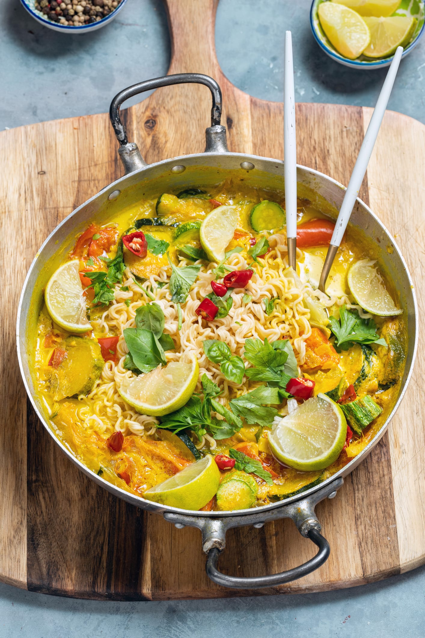 15 Nutritious and Delicious Vegetable Noodle Curries