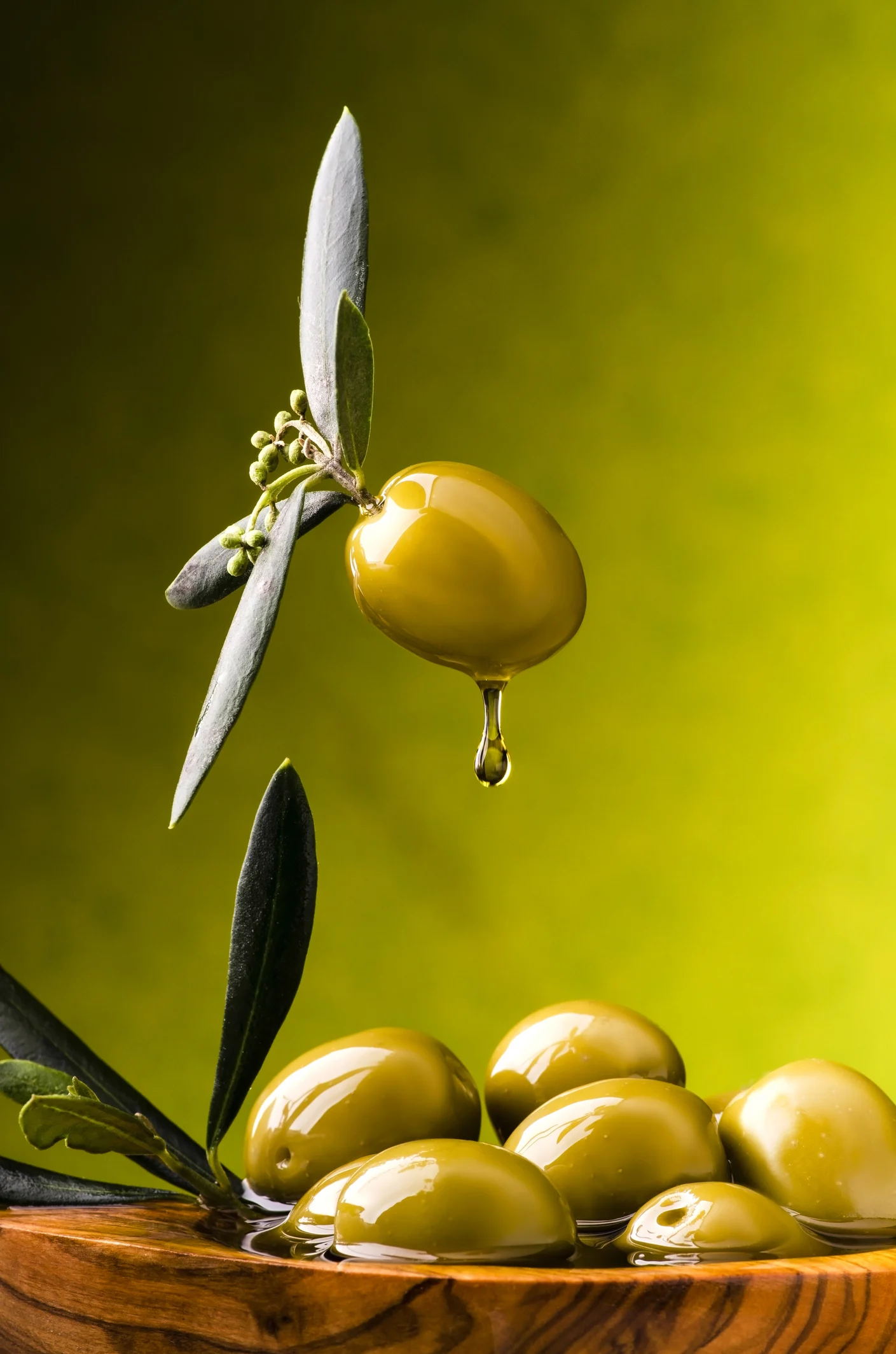 رغم فوائده .. احذروا تناول زيت الزيتون بهذه الطريقة