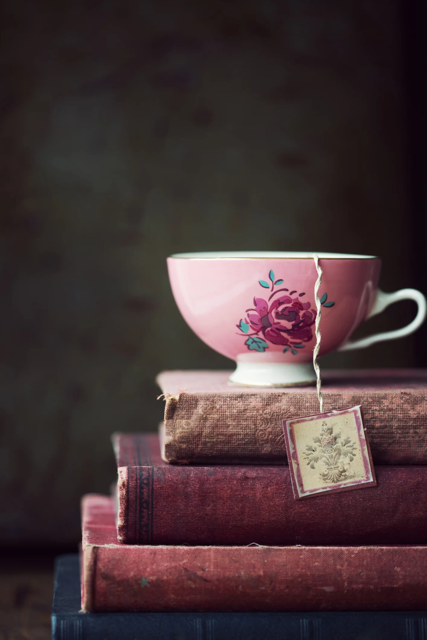 Quedarán impecables, cómo limpiar las tazas y quitarles las manchas de té