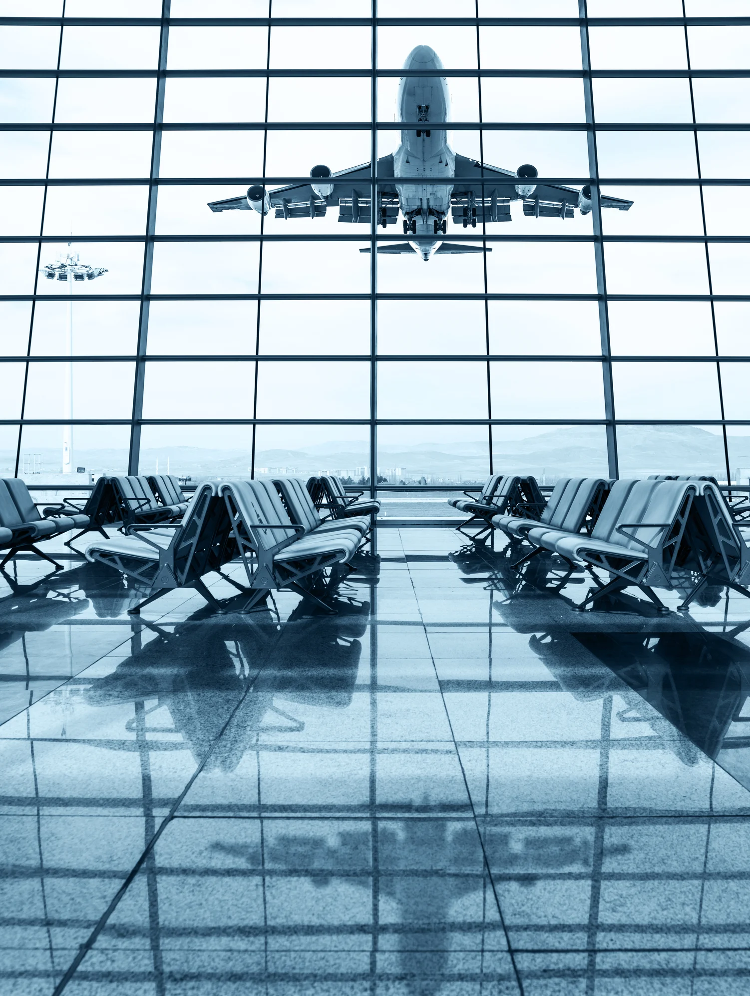 Empresa aérea dá dicas de como conseguir passagens mais baratas