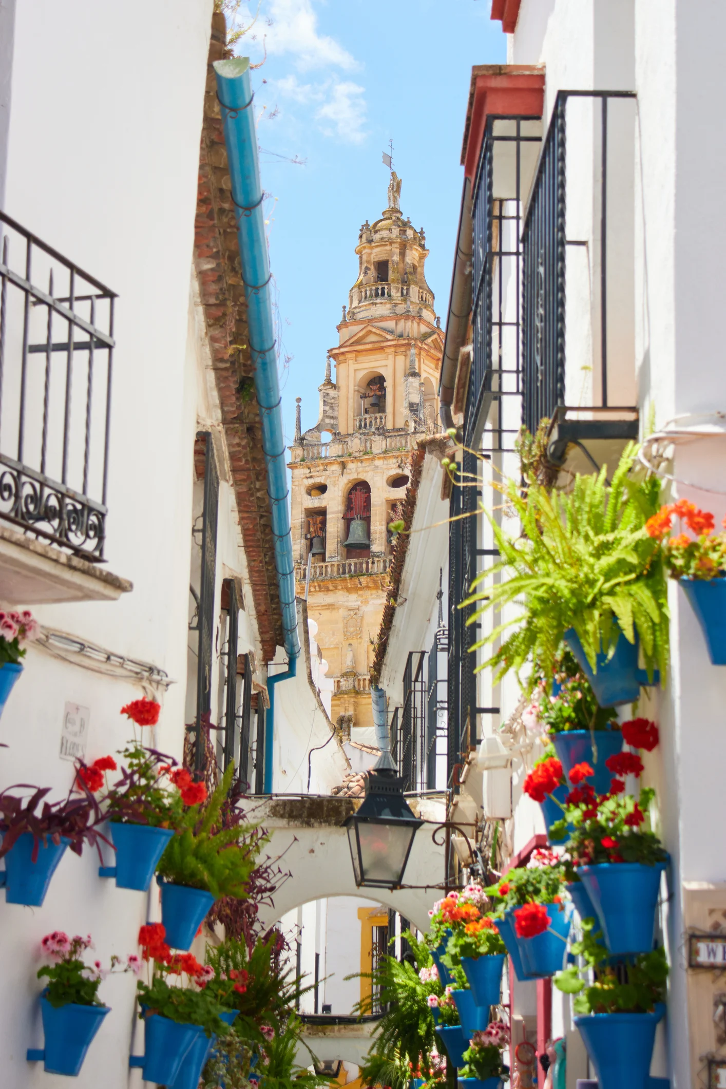 Warning to UK holidaymakers as Spain plans to impose strict air-con restrictions