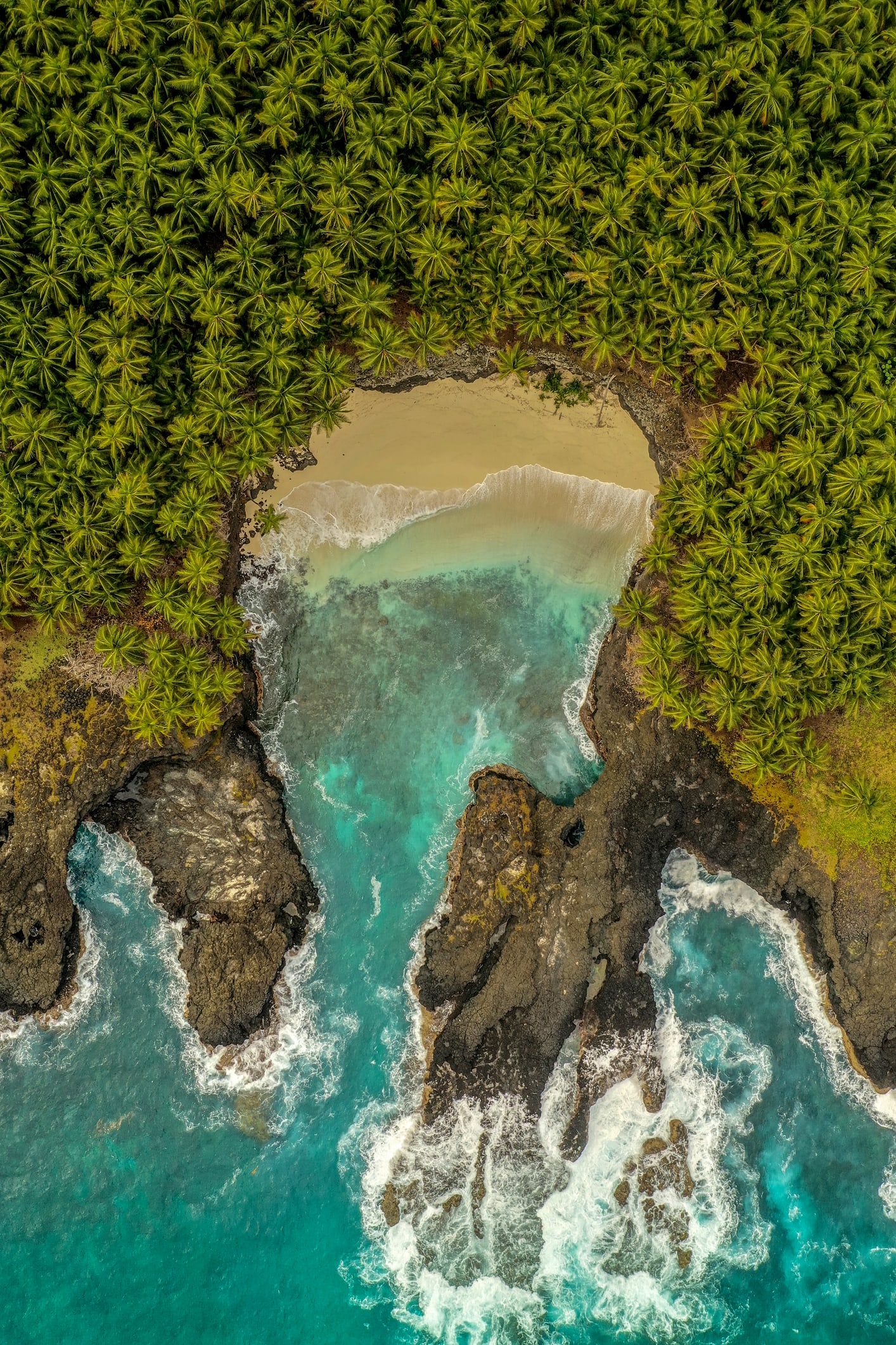 ประเทศและหมู่เกาะทะเลแคริบเบียน สรวงสรรค์ของคนรักทะเล และกลิ่นอายยุคโคโลเนียล