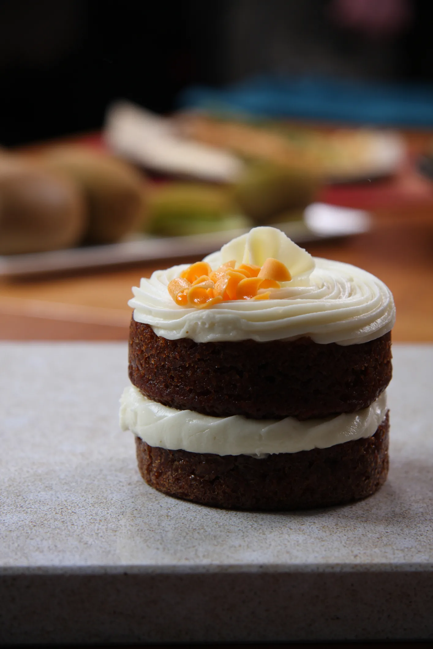 بهذه العلامات.. جسمك ينذرك بإدمانك للسكر