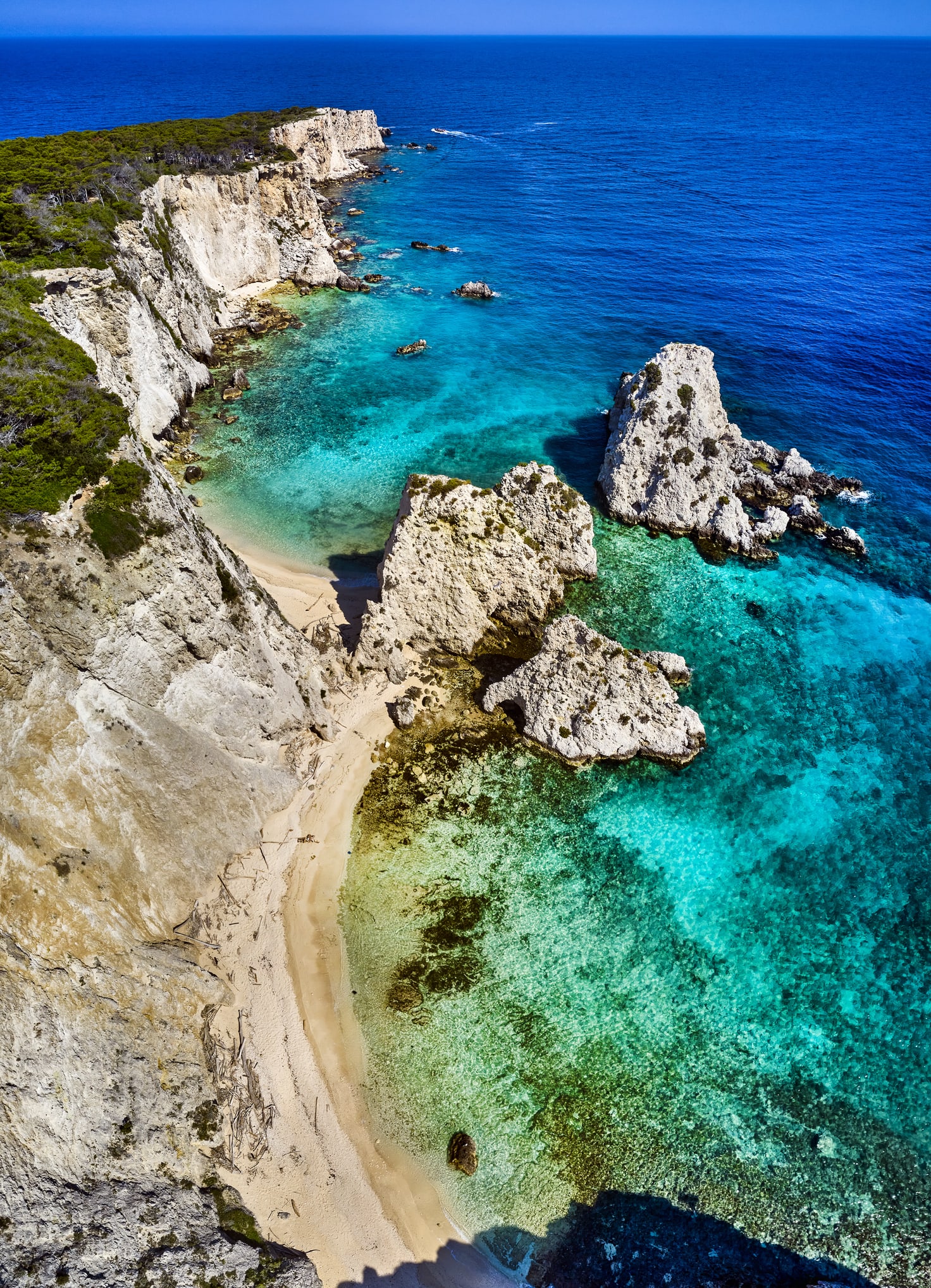 Beautiful Italian islands where cars are banned that feels stuck in time