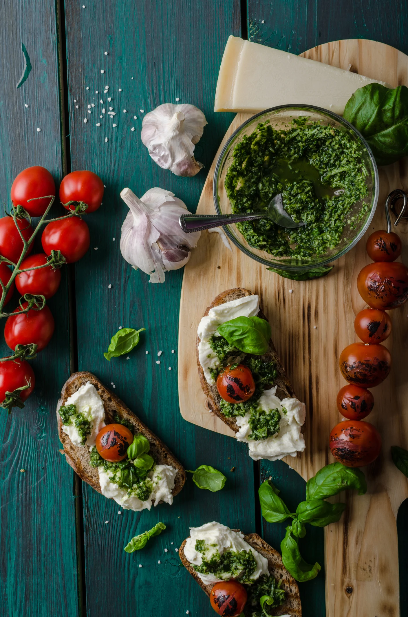 Il pesto si realizza in tantissimi modi, ma l’avete mai provato questo mix?