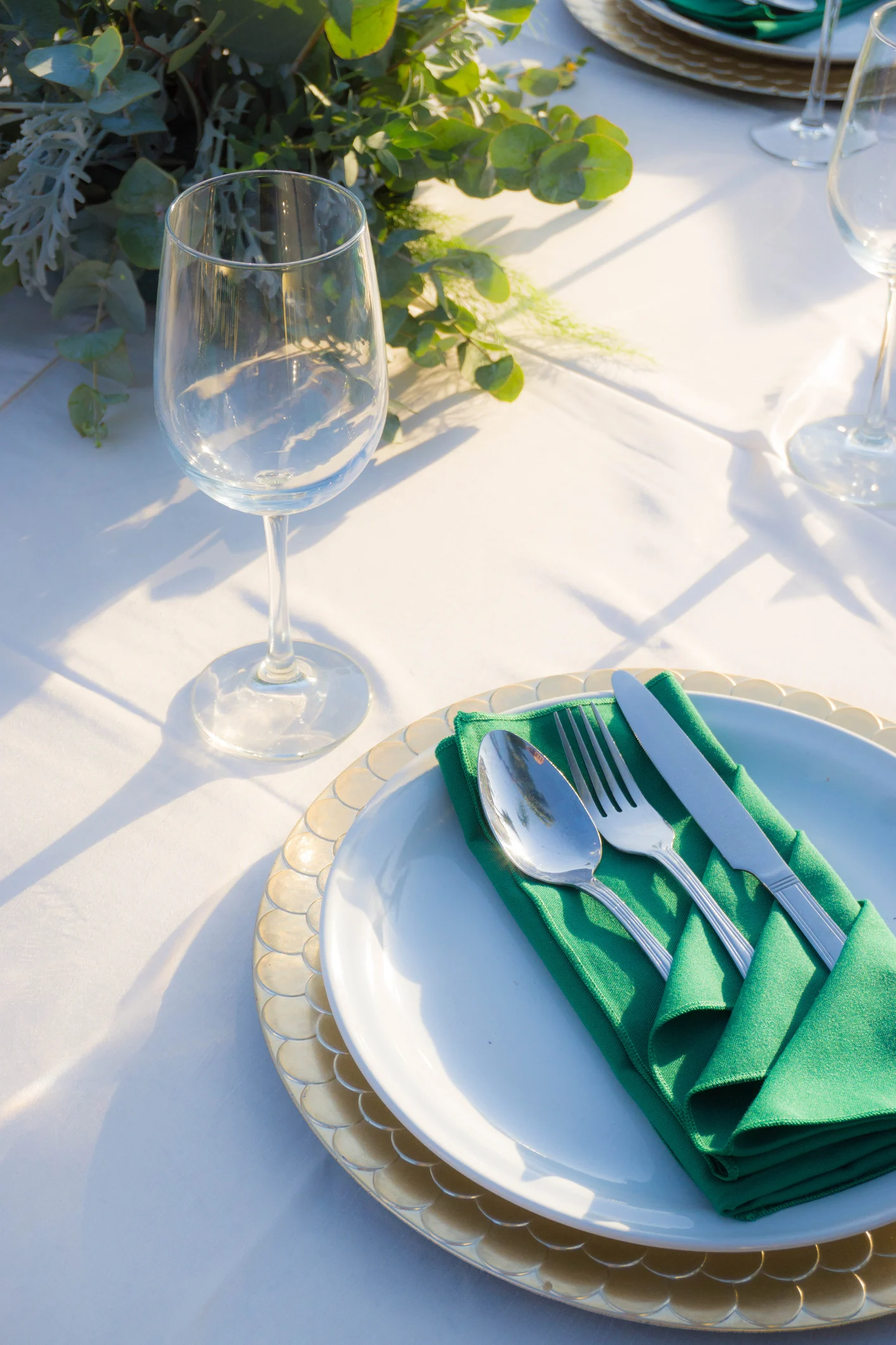 ¿Te pueden pedir consumo mínimo en bares y restaurantes? Esto dice Profeco