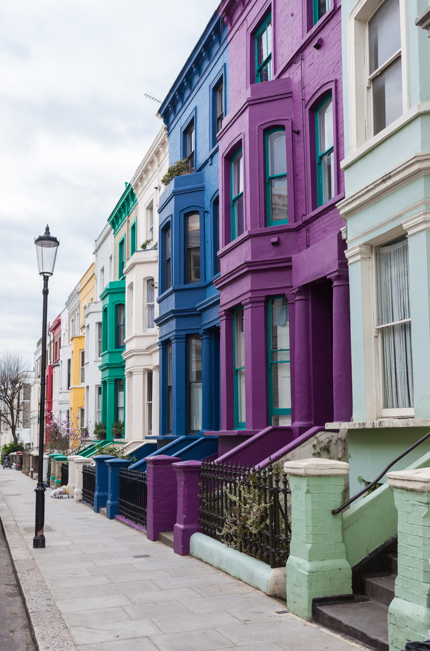 I live in Notting Hill, London. Here are 5 things I wish tourists knew before visiting.
