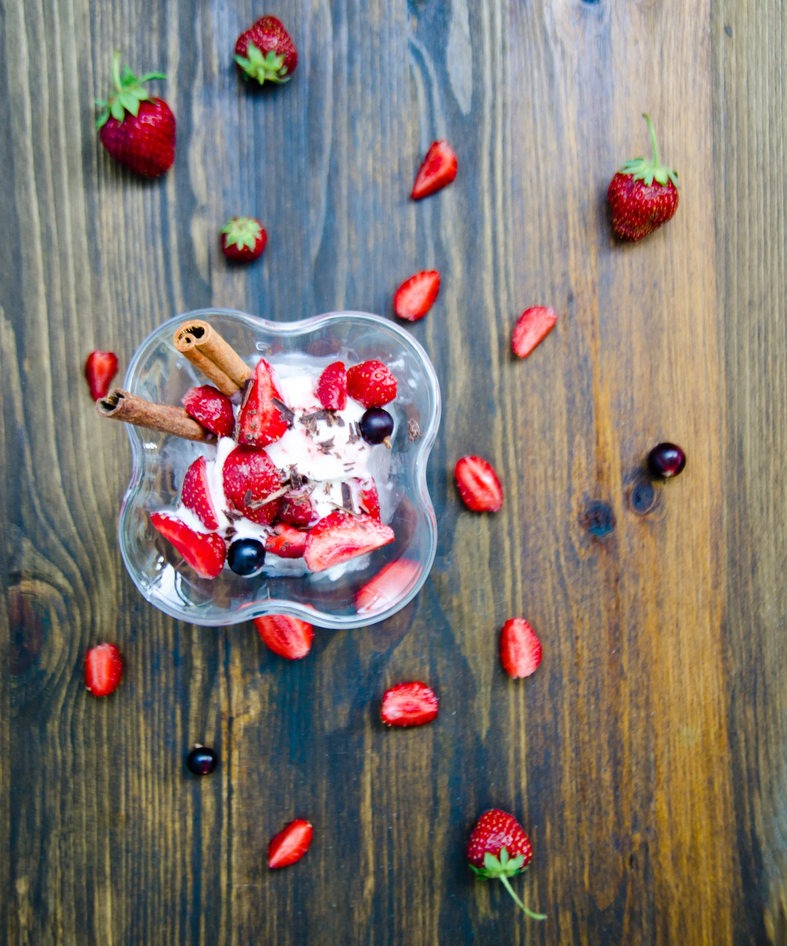 National Pick Strawberries Day: 15 Sweet Vegan Recipes!