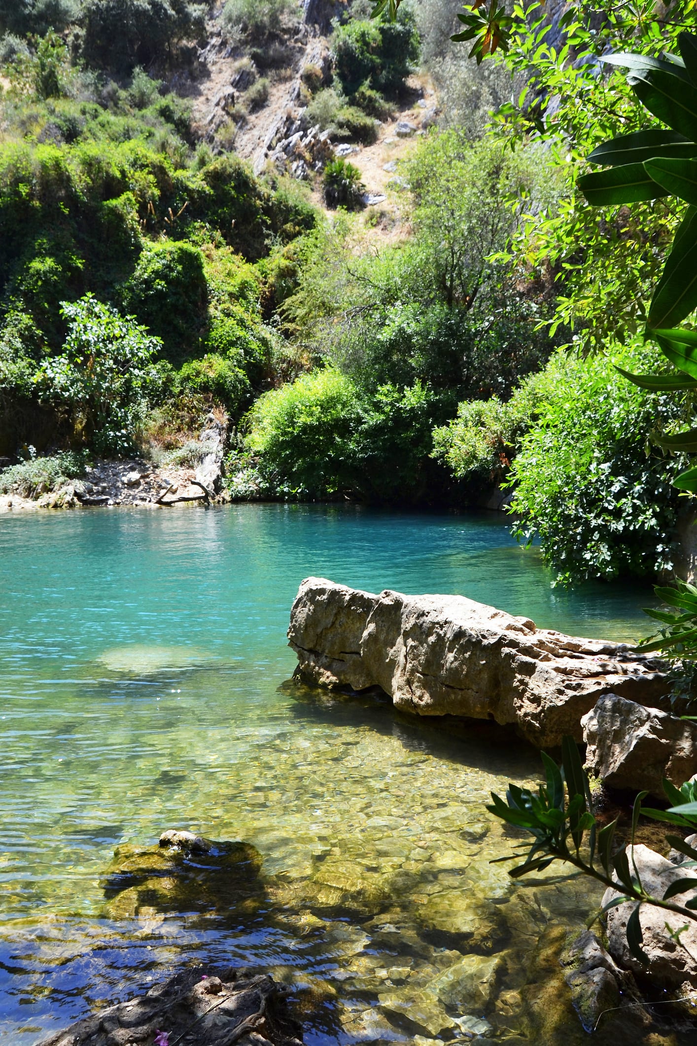 Aquí no hay playa, pero sí las piscinas naturales más instagrameables de España