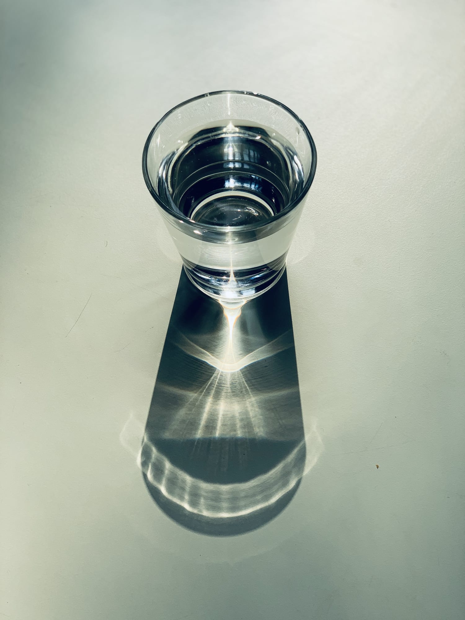 ¿Qué pasa si bebo agua antes de dormir?