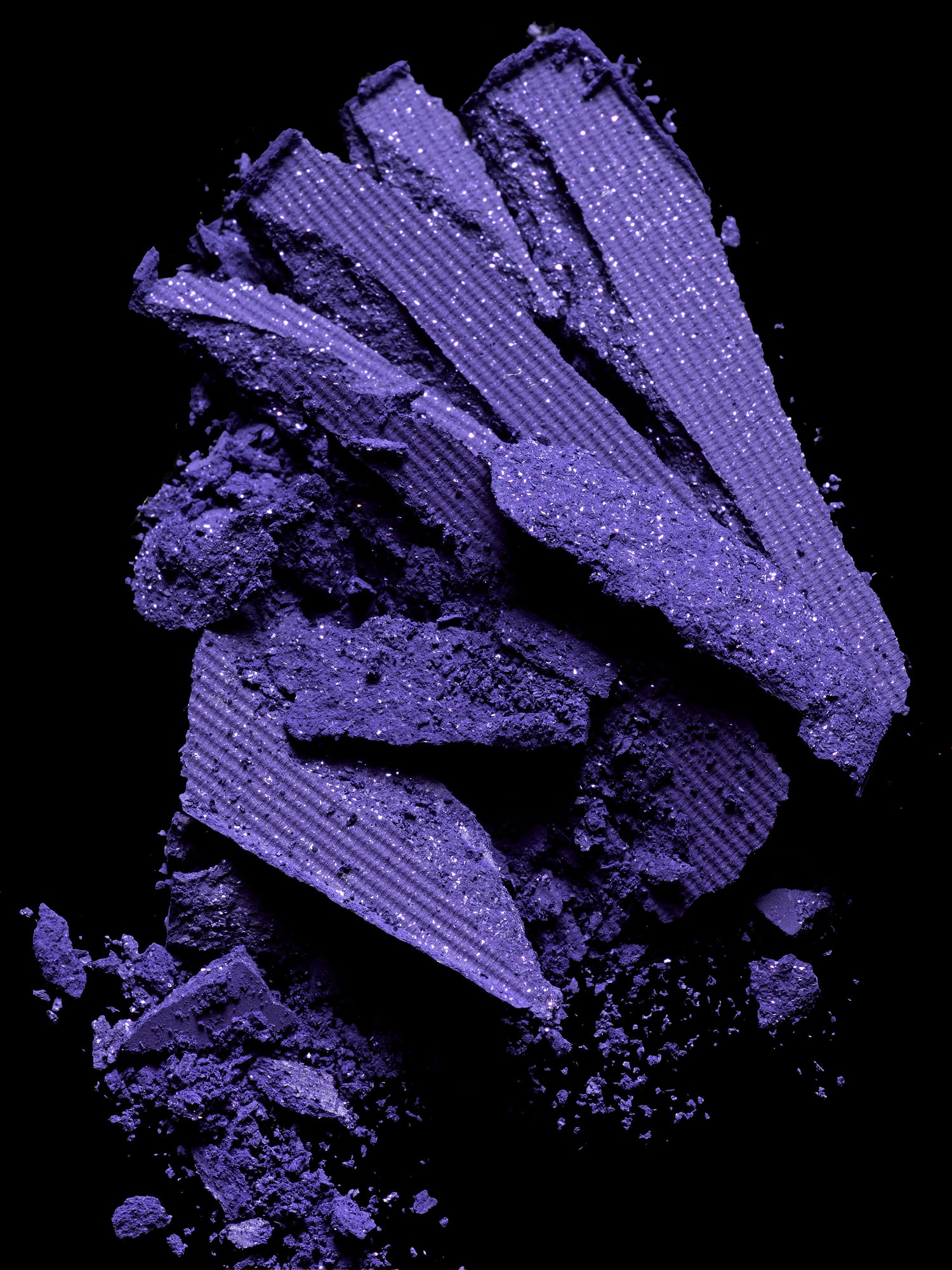 10 Eyeshadows That Undeniably Enhance And Intensify Beauties With Brown Eyes