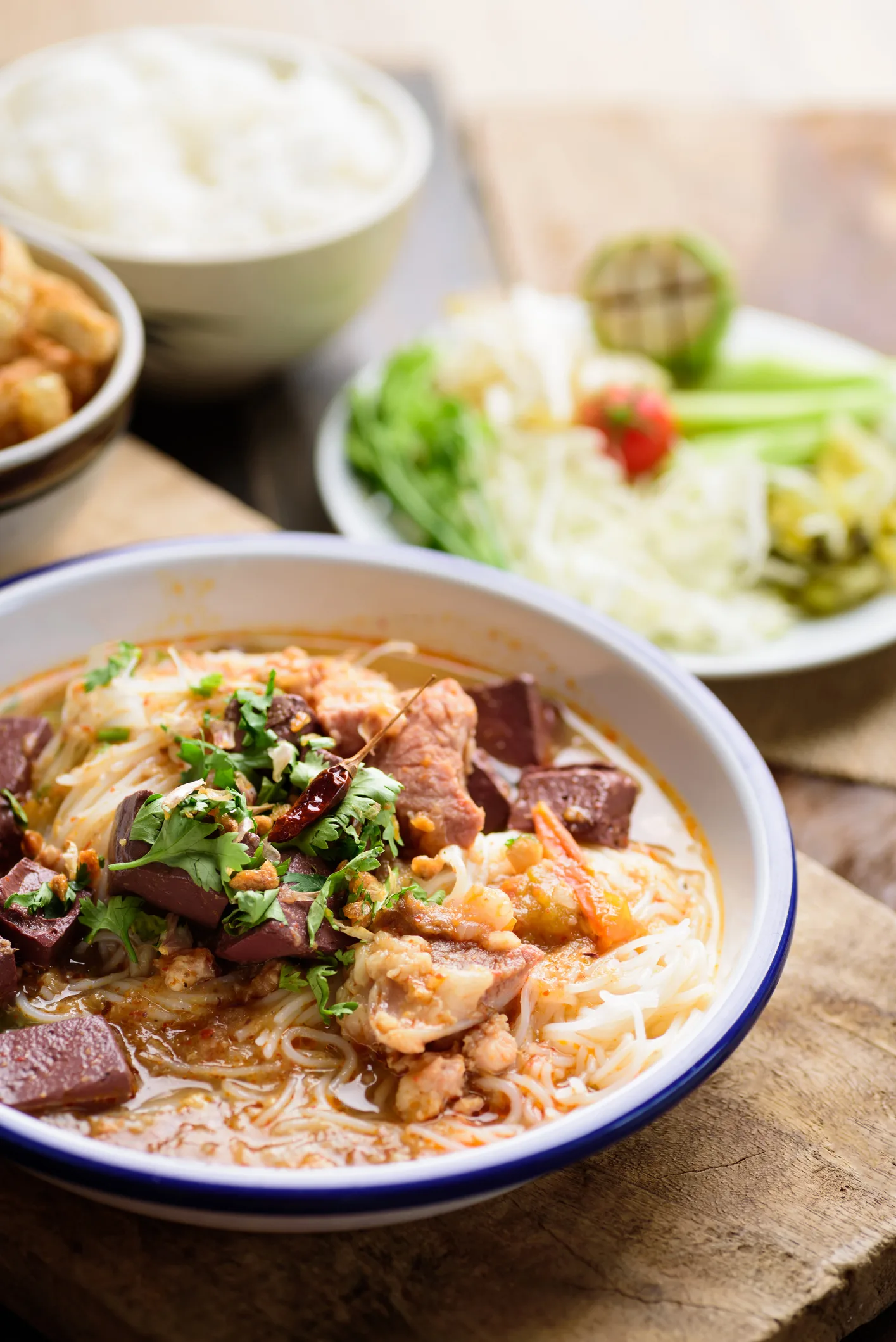 กิ๋นข้าวกันเต๊อะ! แจกพิกัด 6 ร้านอาหารเหนือในกรุงเทพฯ บอกเลยว่าลำขนาดเจ้า!