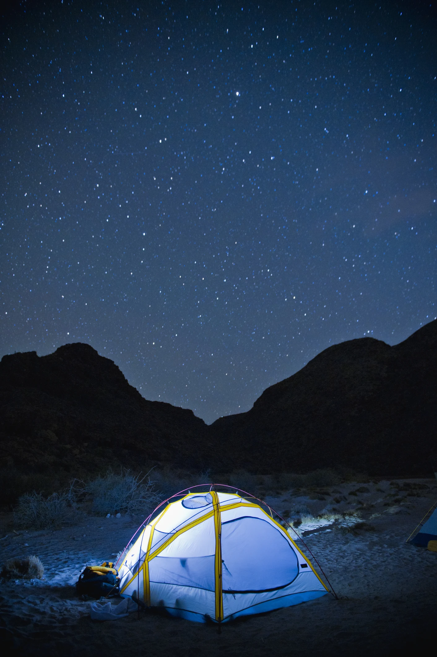 Seronok Camping Bersama Keluarga Tapi Sampah Buang Bersepah. Luahan Lelaki Ini Bikin Netizen Terkejut!